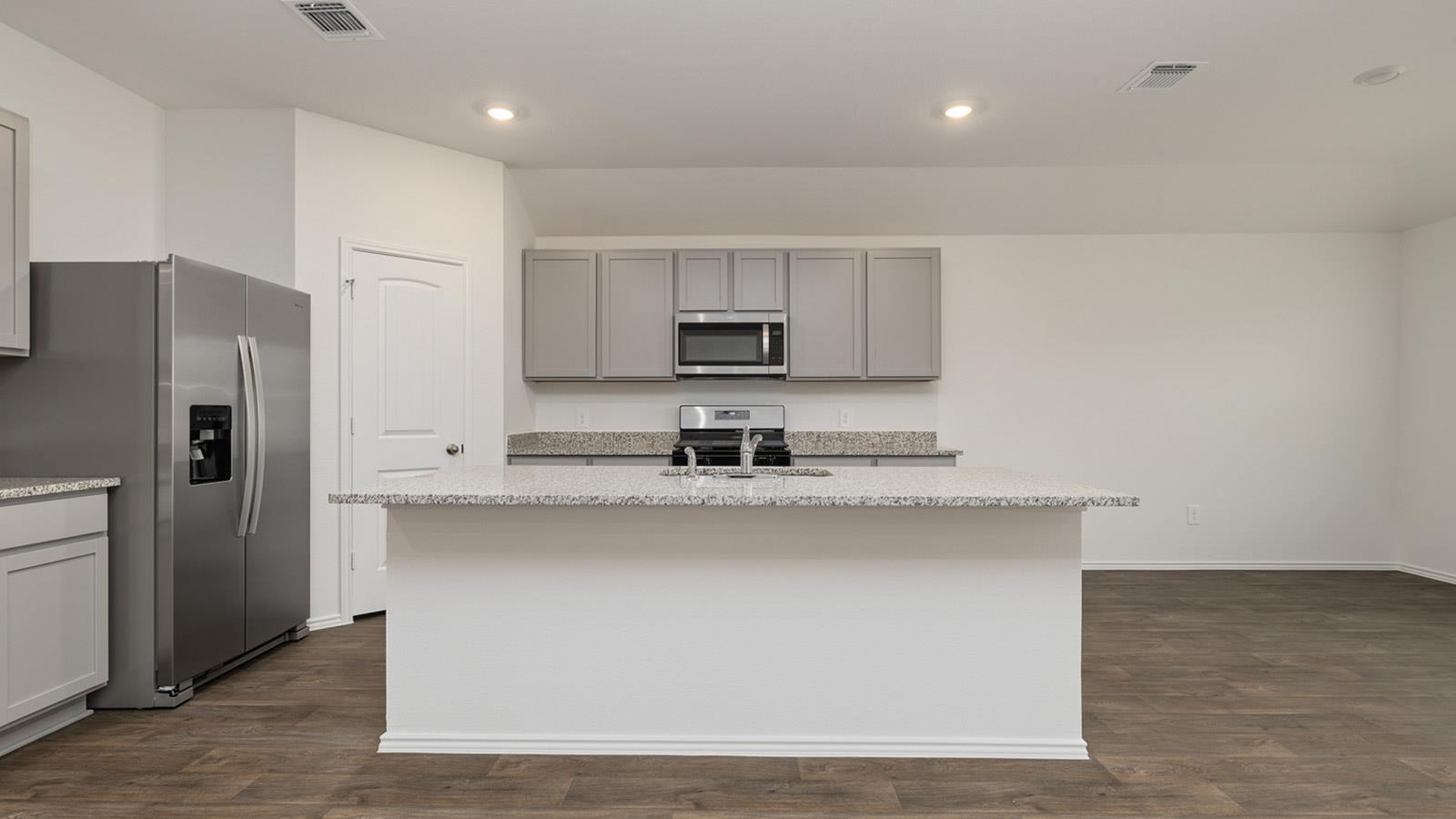 663 Ebbsfleet Dr, Uhland, TX 78640