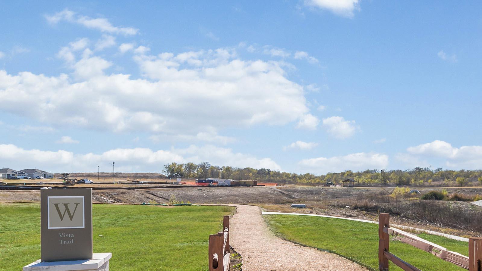 663 Ebbsfleet Dr, Uhland, TX 78640