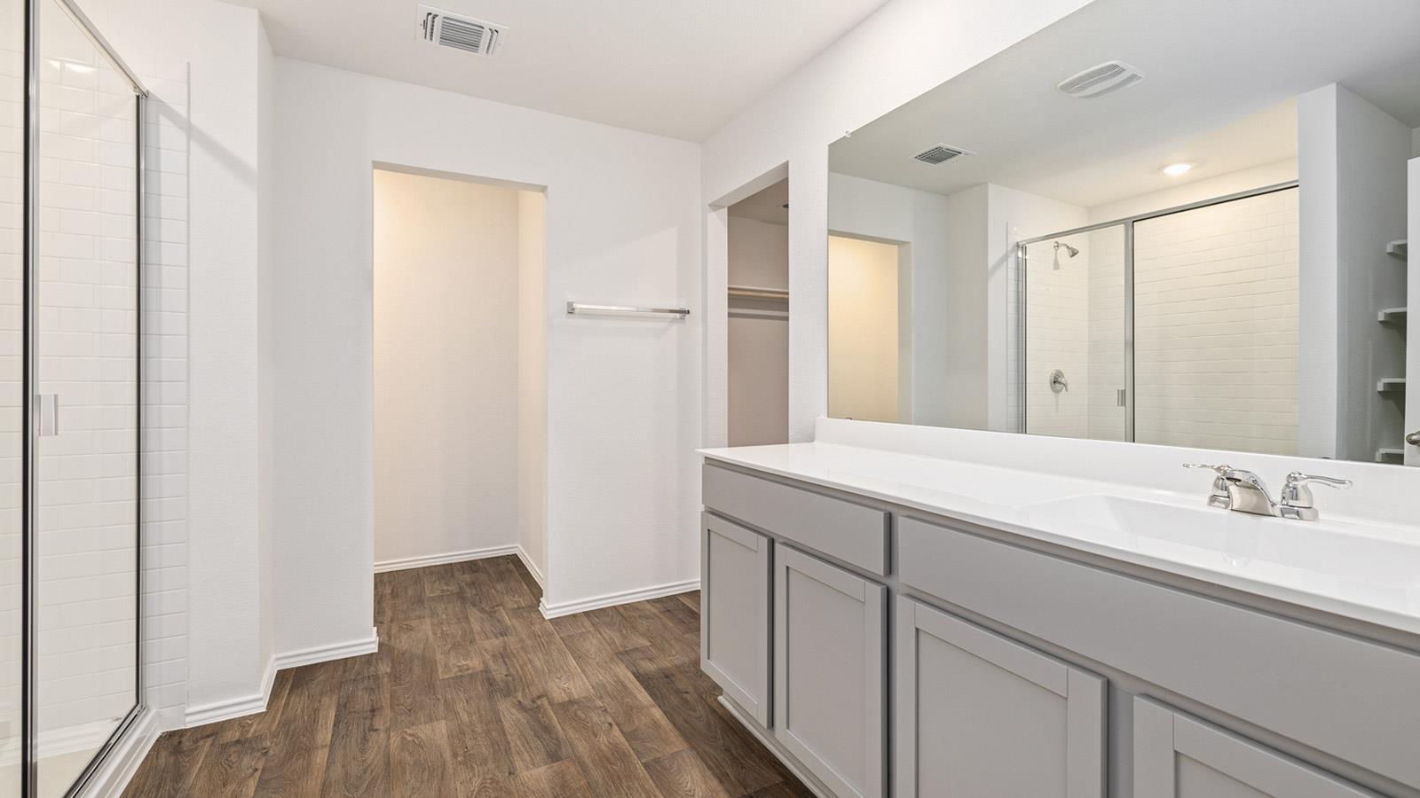 663 Ebbsfleet Dr, Uhland, TX 78640