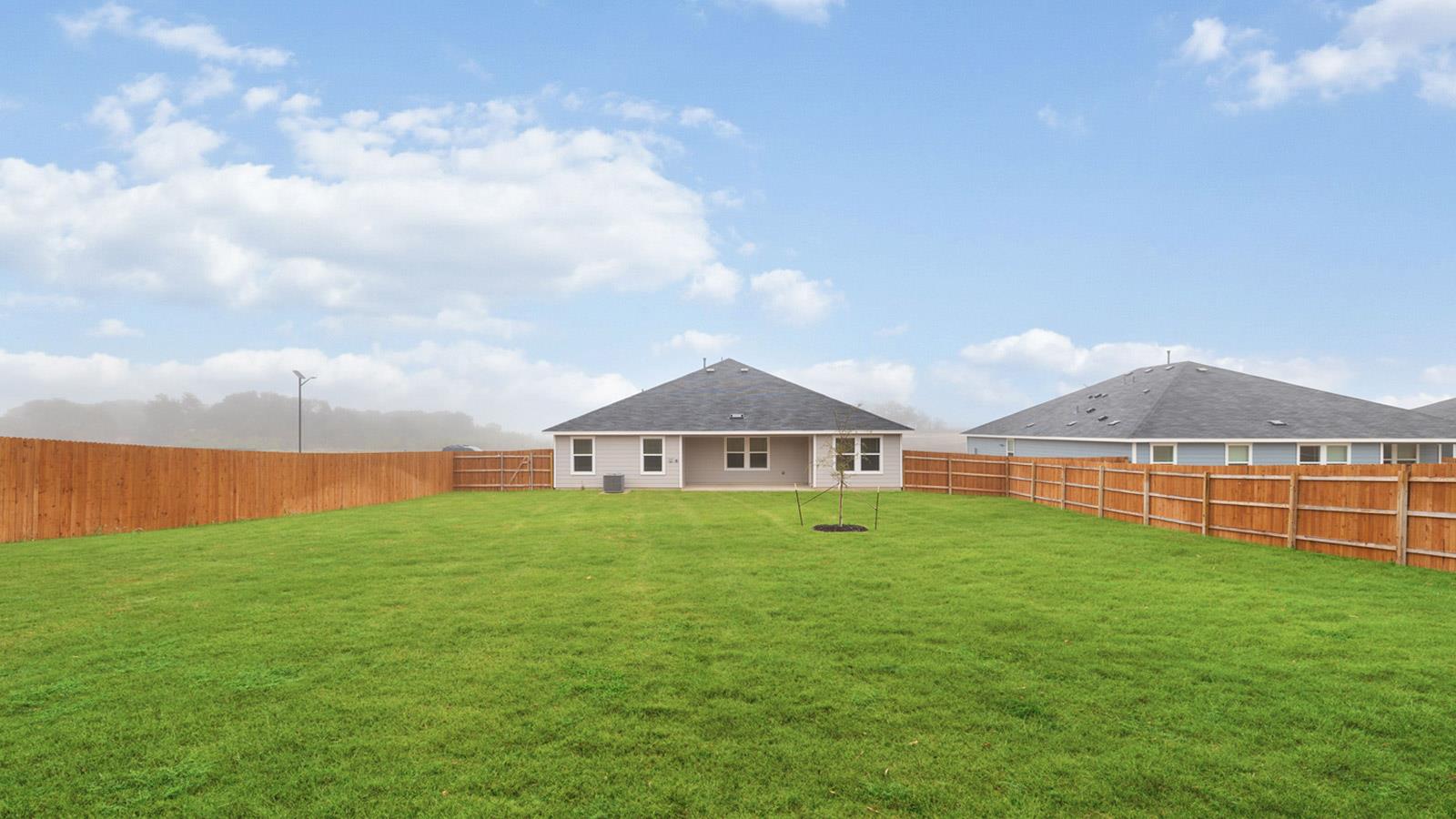 663 Ebbsfleet Dr, Uhland, TX 78640