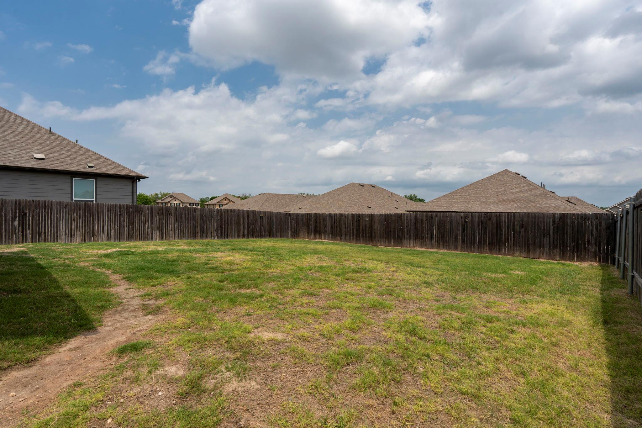 236 Johnny Cake Dr, Kyle, TX 78640