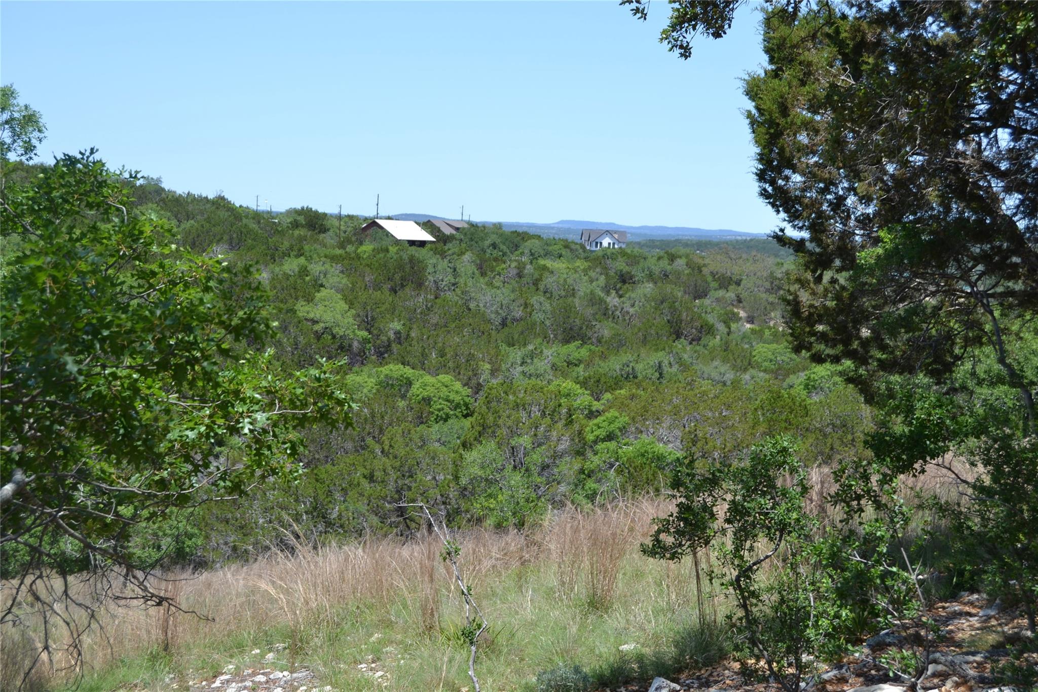 560 Longview Rd, Dripping Springs, TX 78620