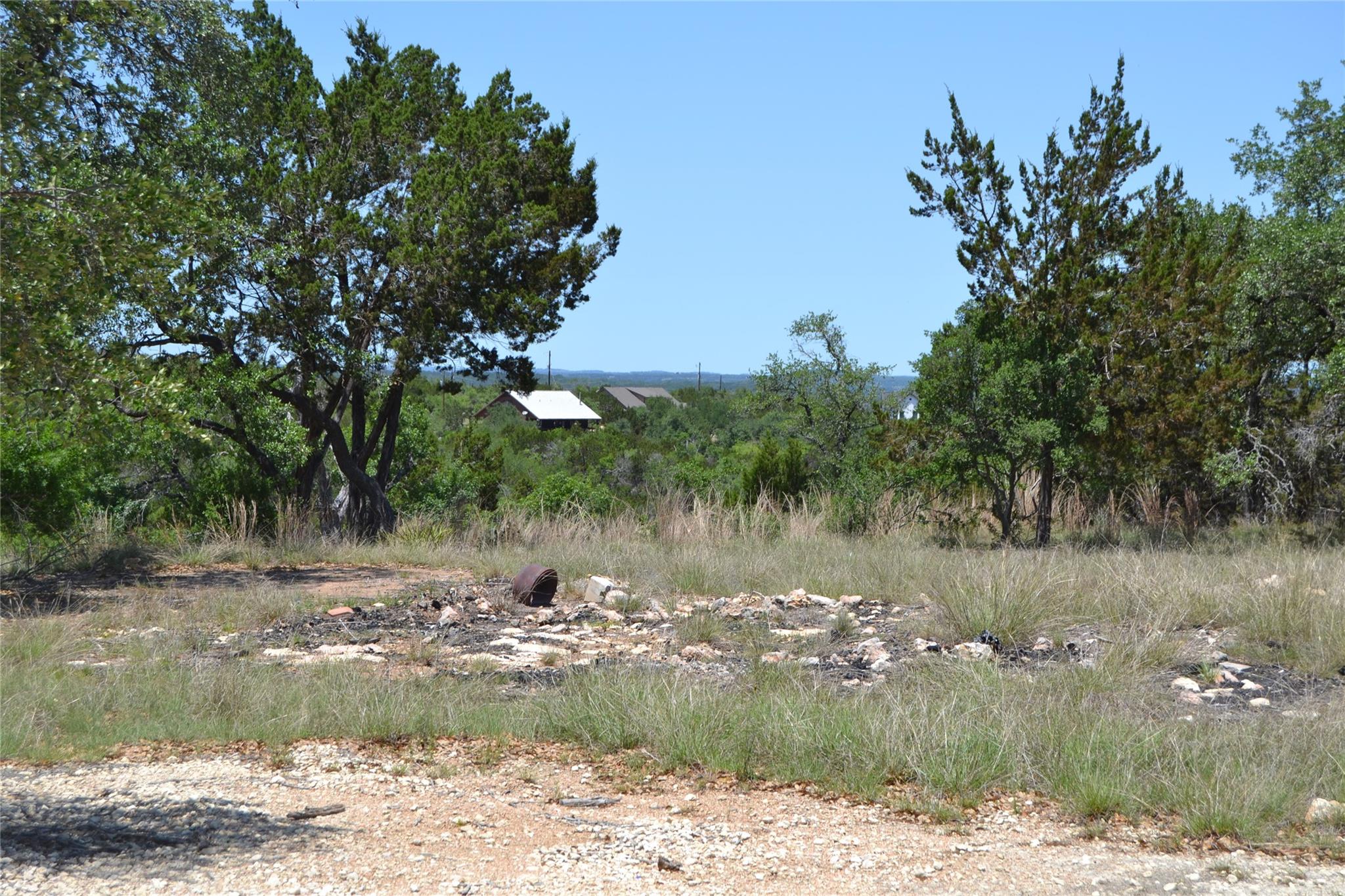 560 Longview Rd, Dripping Springs, TX 78620