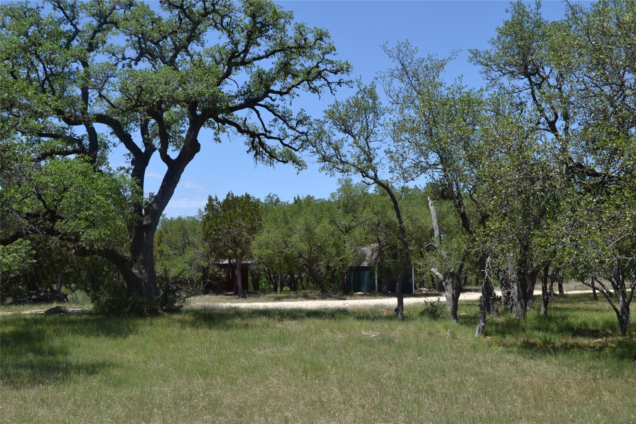 560 Longview Rd, Dripping Springs, TX 78620