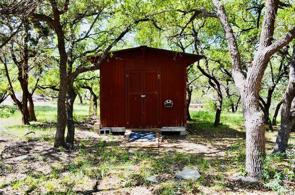 560 Longview Rd, Dripping Springs, TX 78620