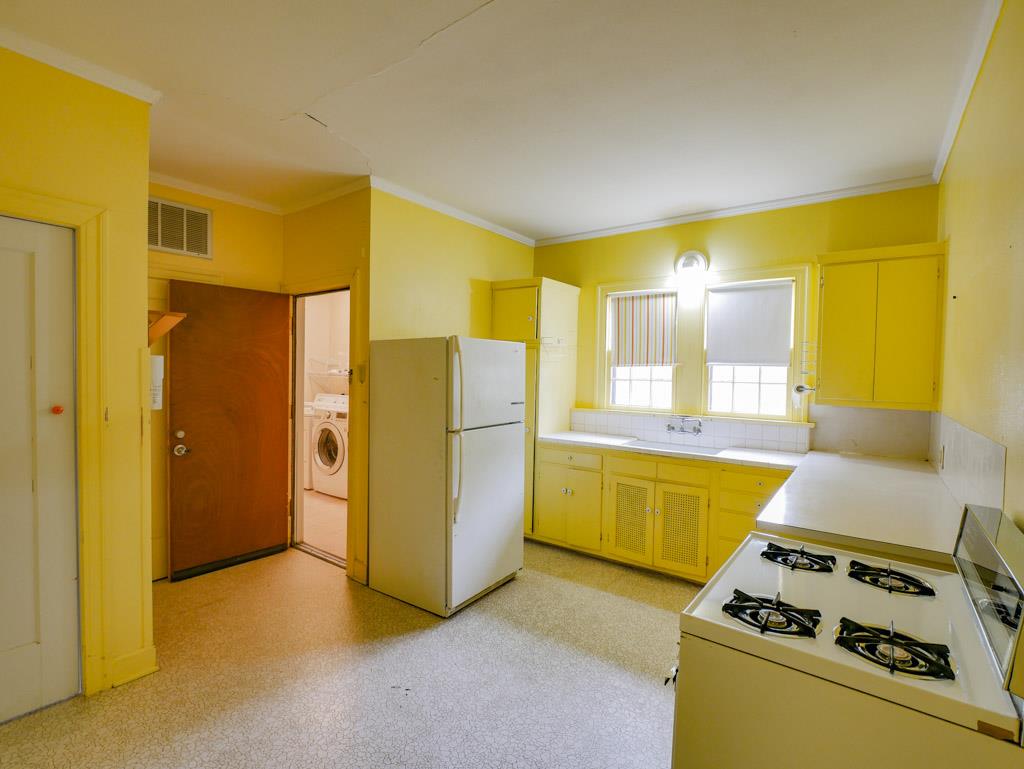 810 E 45th St, Austin, TX 78751
