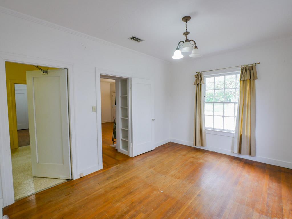 810 E 45th St, Austin, TX 78751
