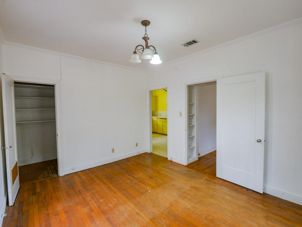 810 E 45th St, Austin, TX 78751