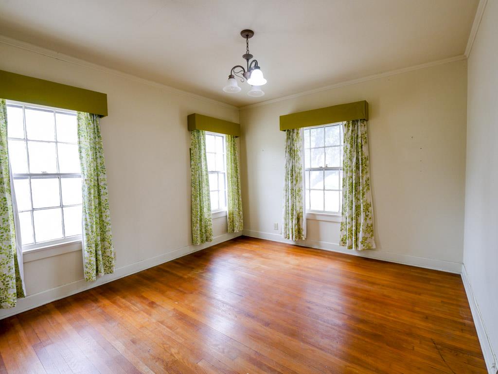810 E 45th St, Austin, TX 78751