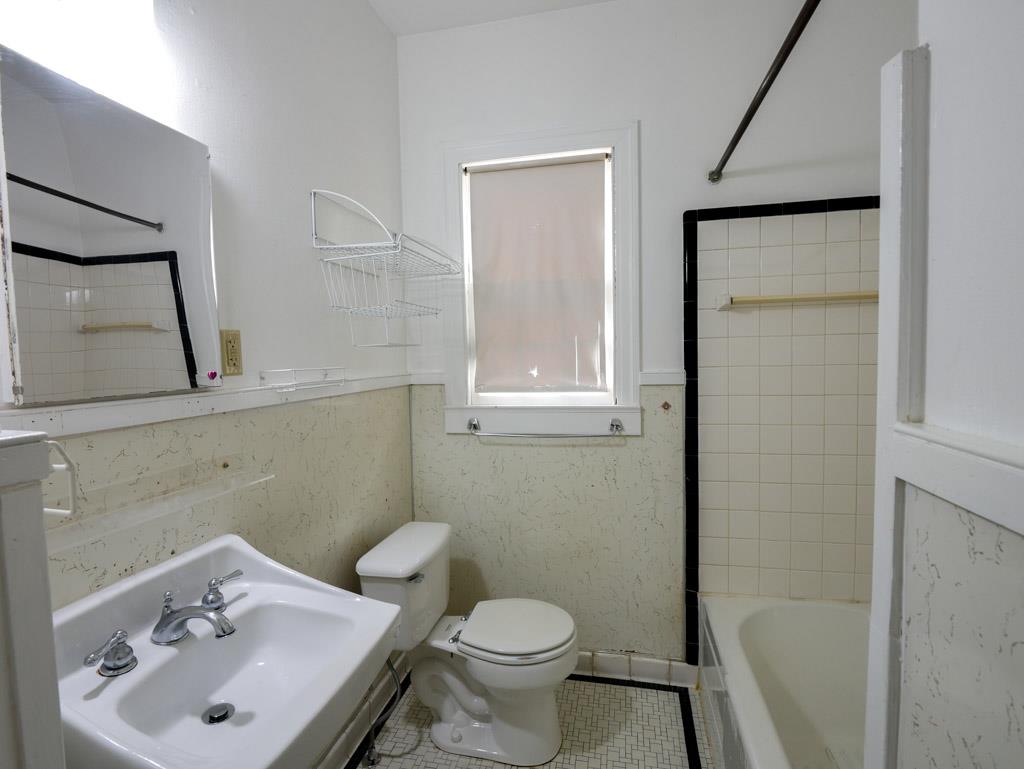 810 E 45th St, Austin, TX 78751