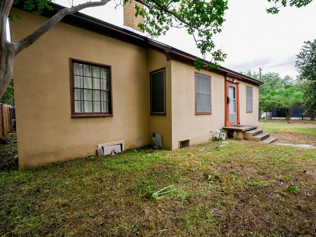810 E 45th St, Austin, TX 78751