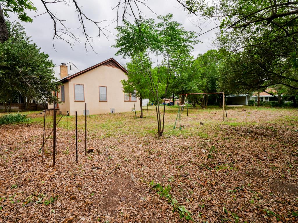 810 E 45th St, Austin, TX 78751