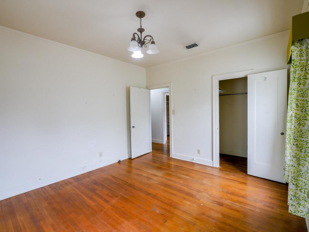 810 E 45th St, Austin, TX 78751
