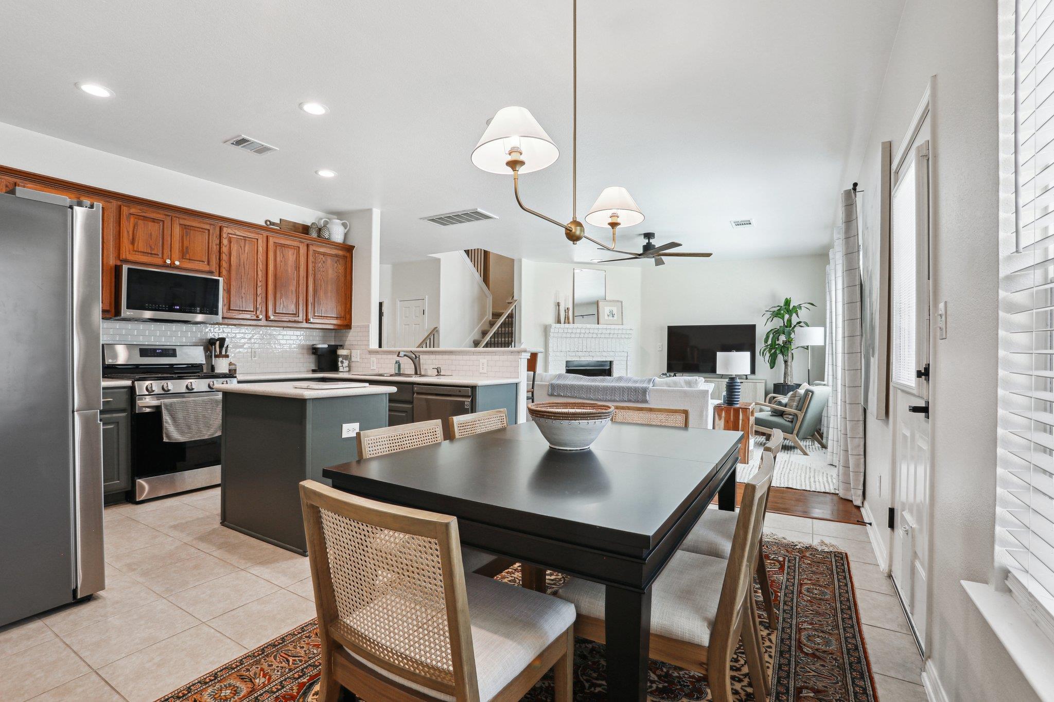 2725 Kickapoo Cavern Dr, Pflugerville, TX 78660