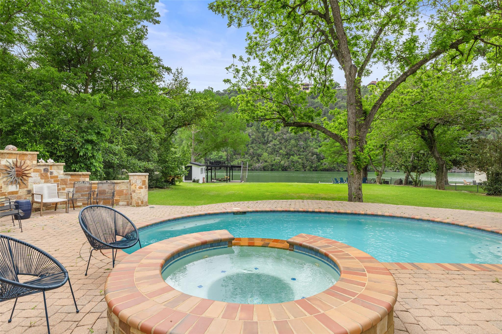 2303 Manana St, Austin, TX 78730