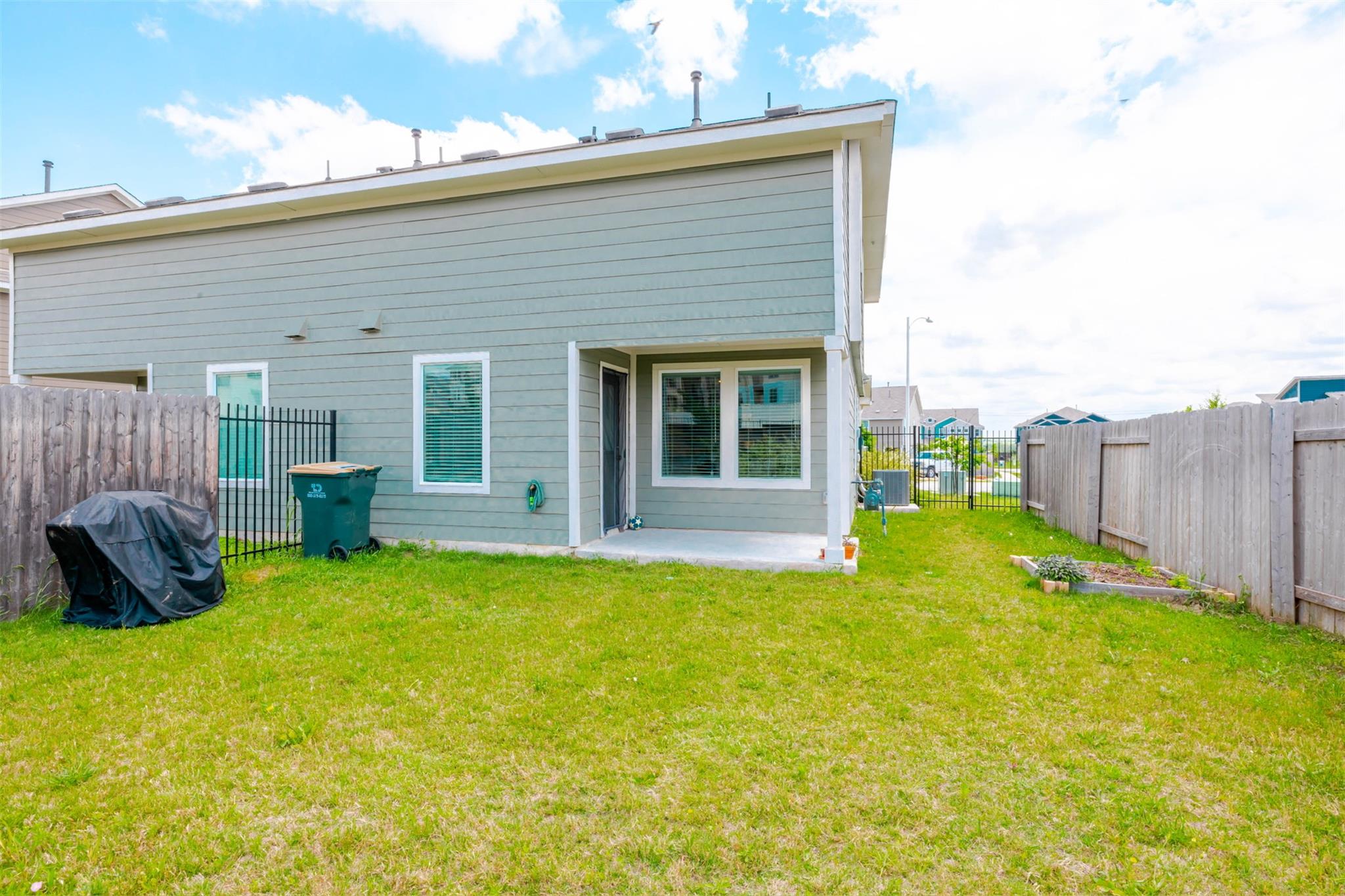 7224 Dancing Wind Ln, Del Valle, TX 78617