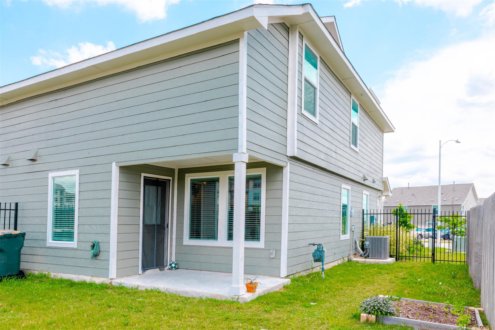 7224 Dancing Wind Ln, Del Valle, TX 78617