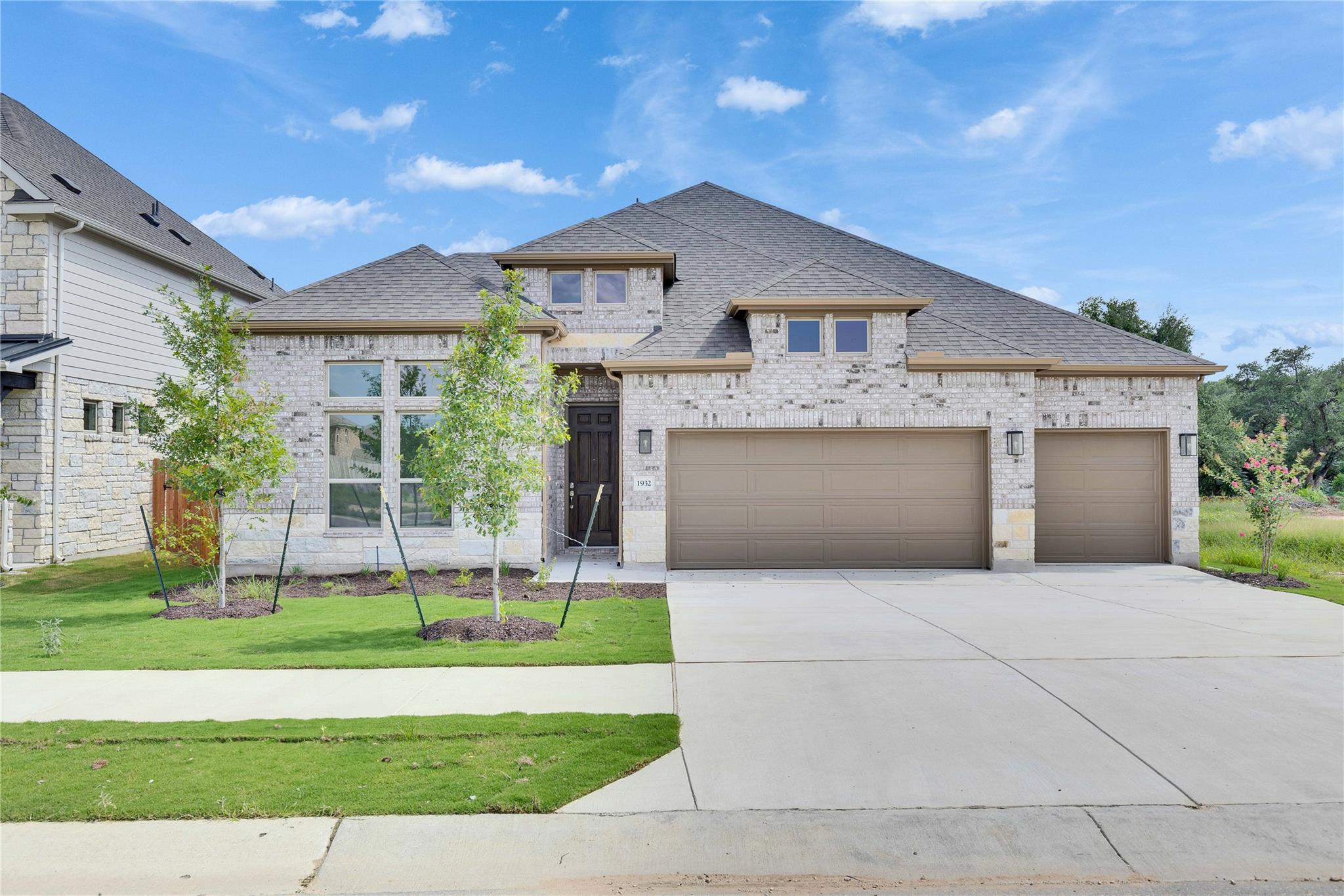 1932 Scenic Heights Ln, Georgetown, TX 78628