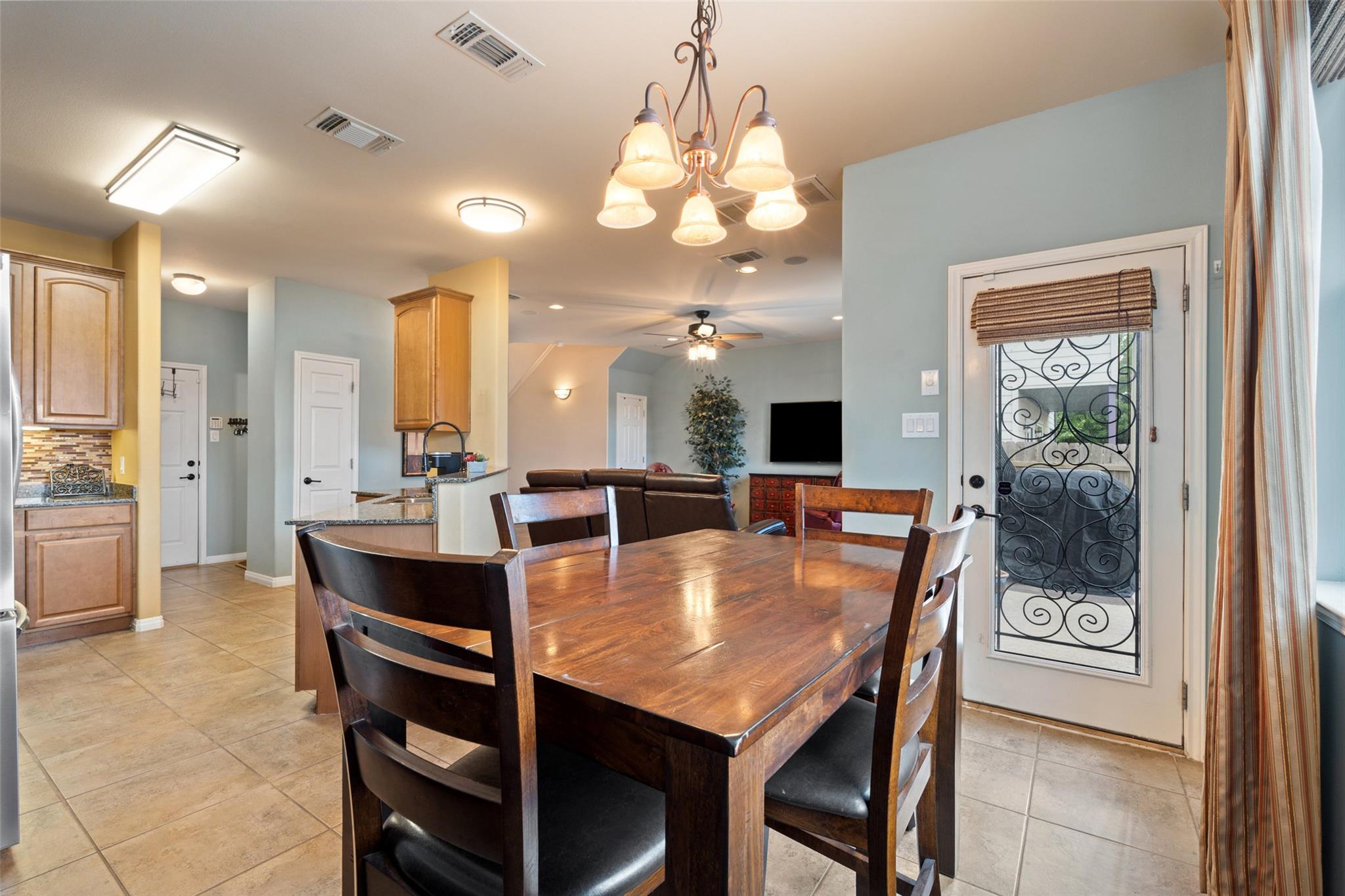 6006 Seville Dr, Austin, TX 78724