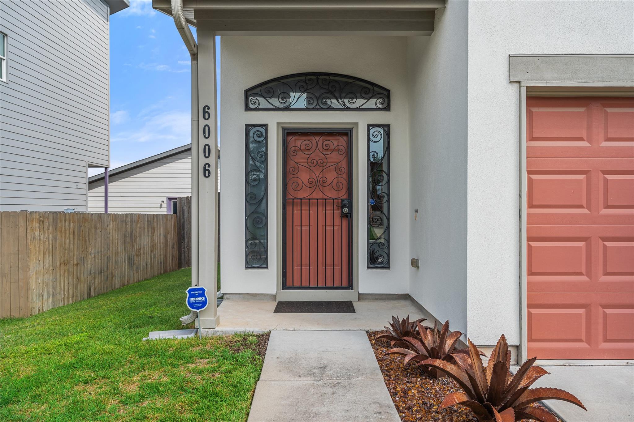 6006 Seville Dr, Austin, TX 78724