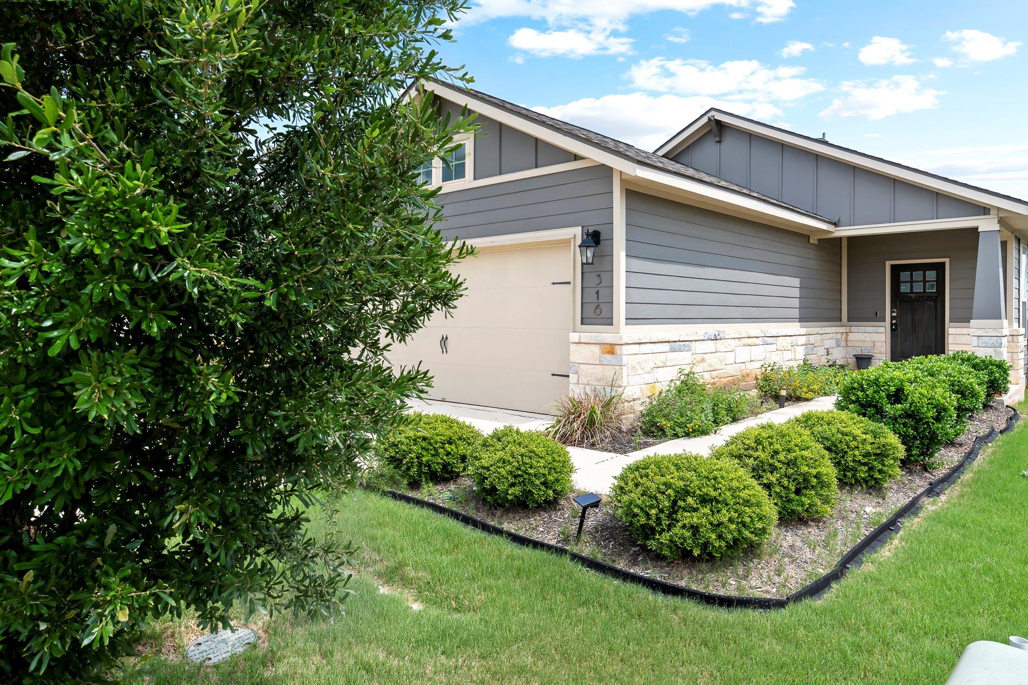 316 Ancellotta Way, Leander, TX 78641