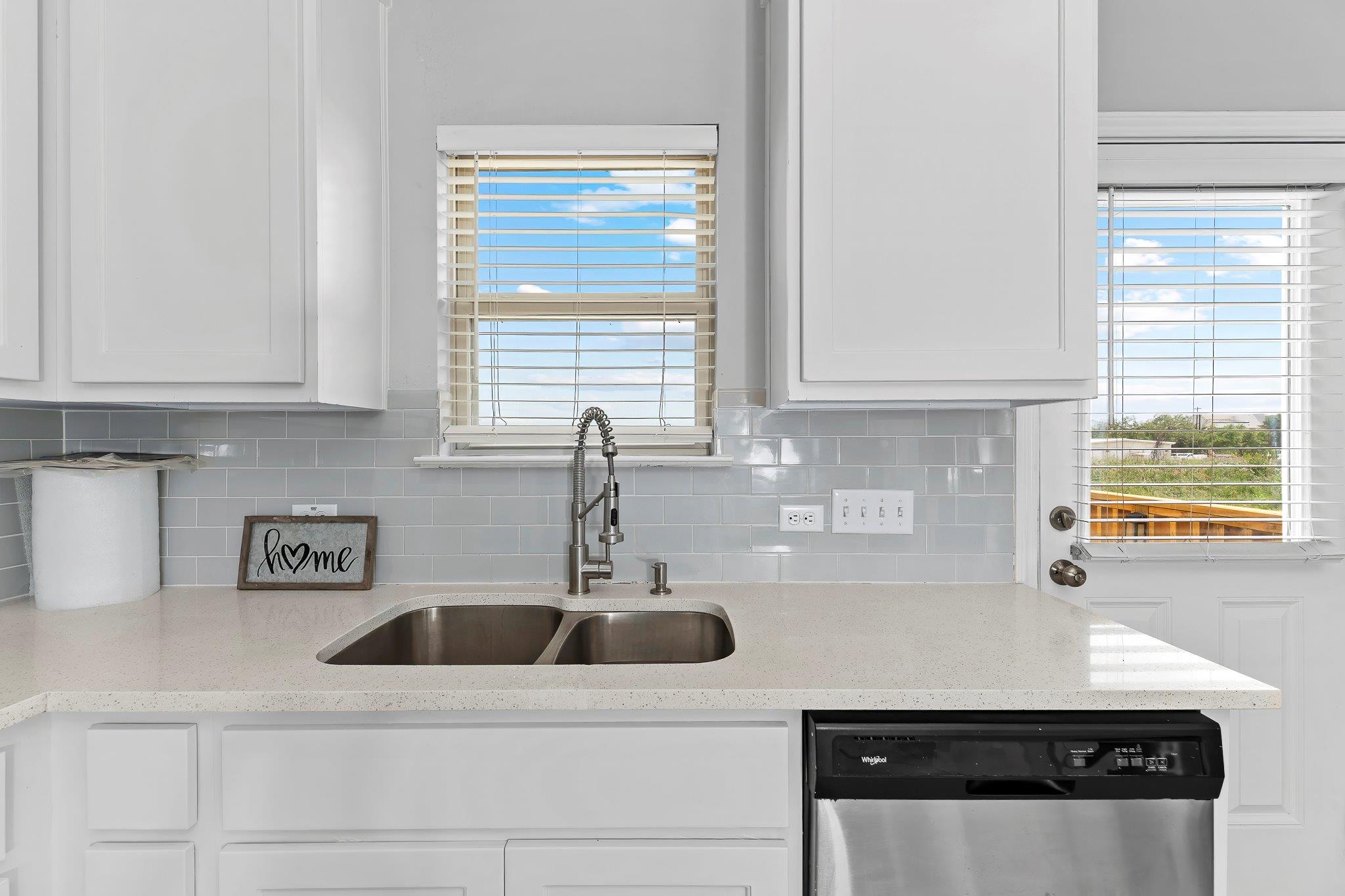 316 Ancellotta Way, Leander, TX 78641