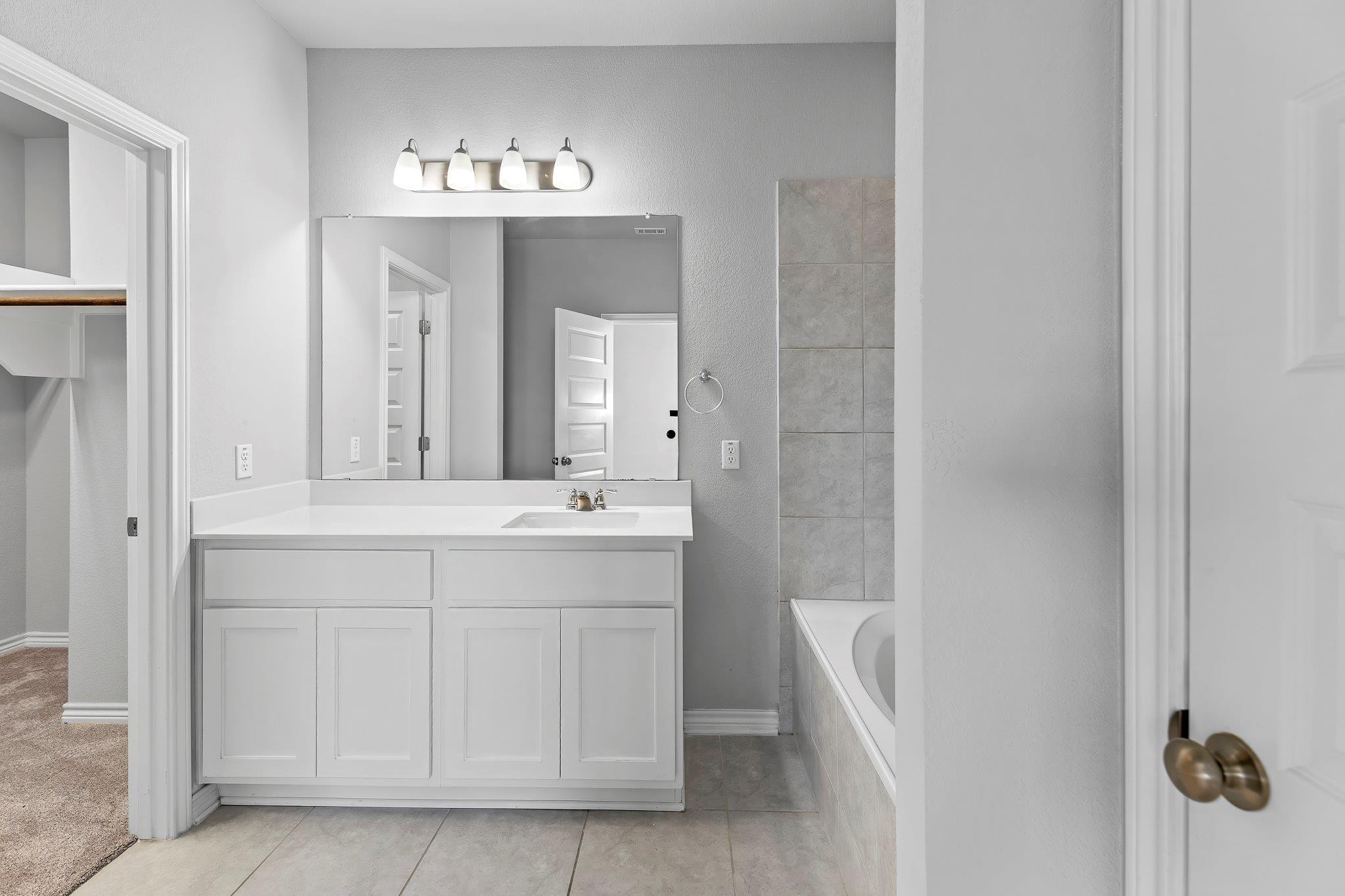 316 Ancellotta Way, Leander, TX 78641