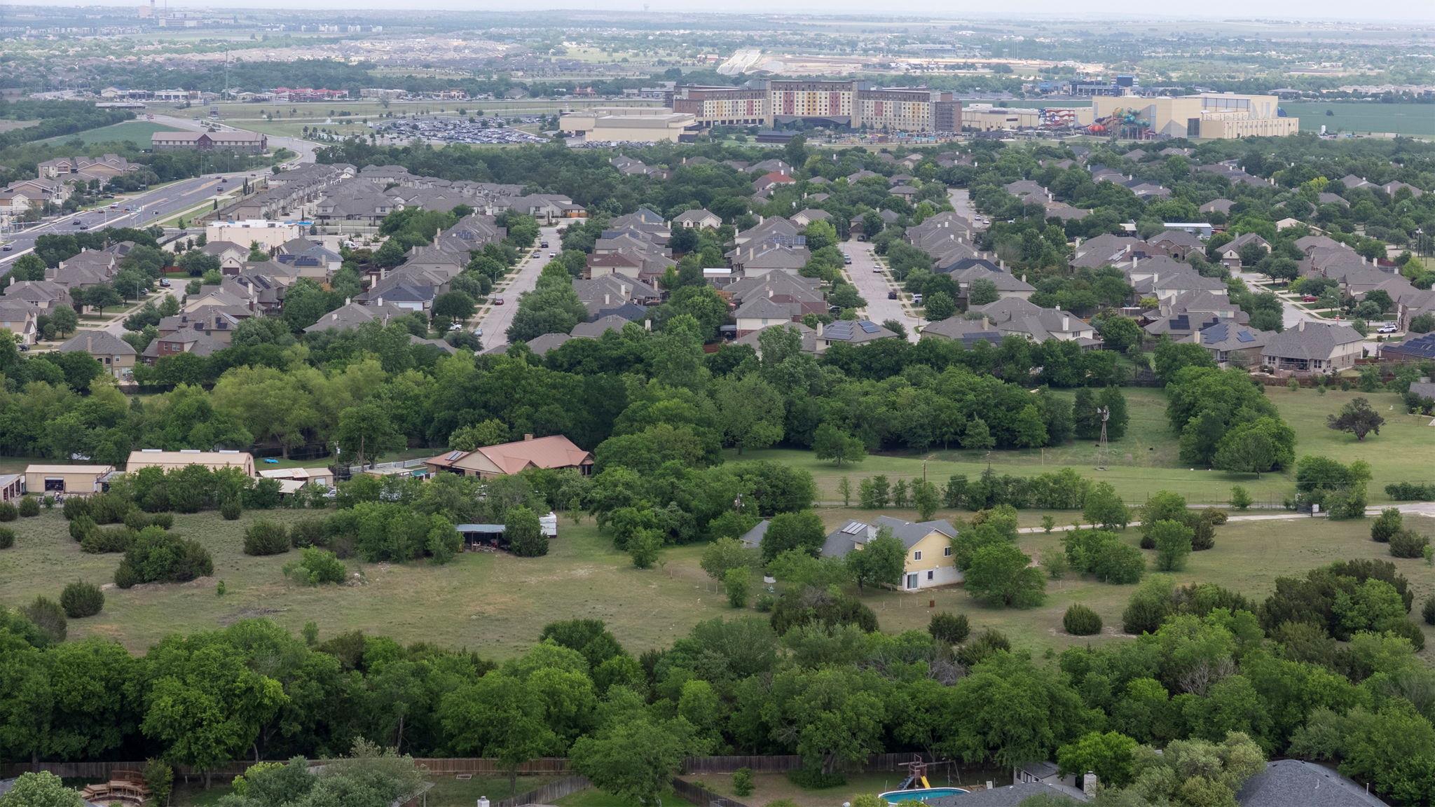 1294 Johnson Ln, Round Rock, TX 78665