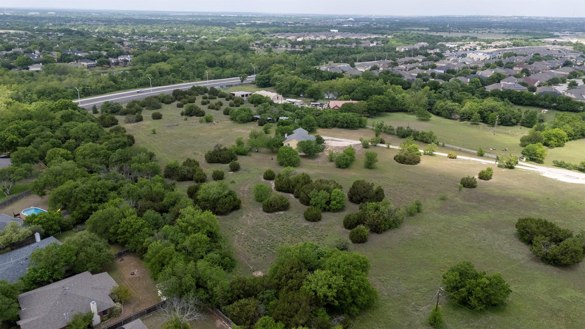 1294 Johnson Ln, Round Rock, TX 78665