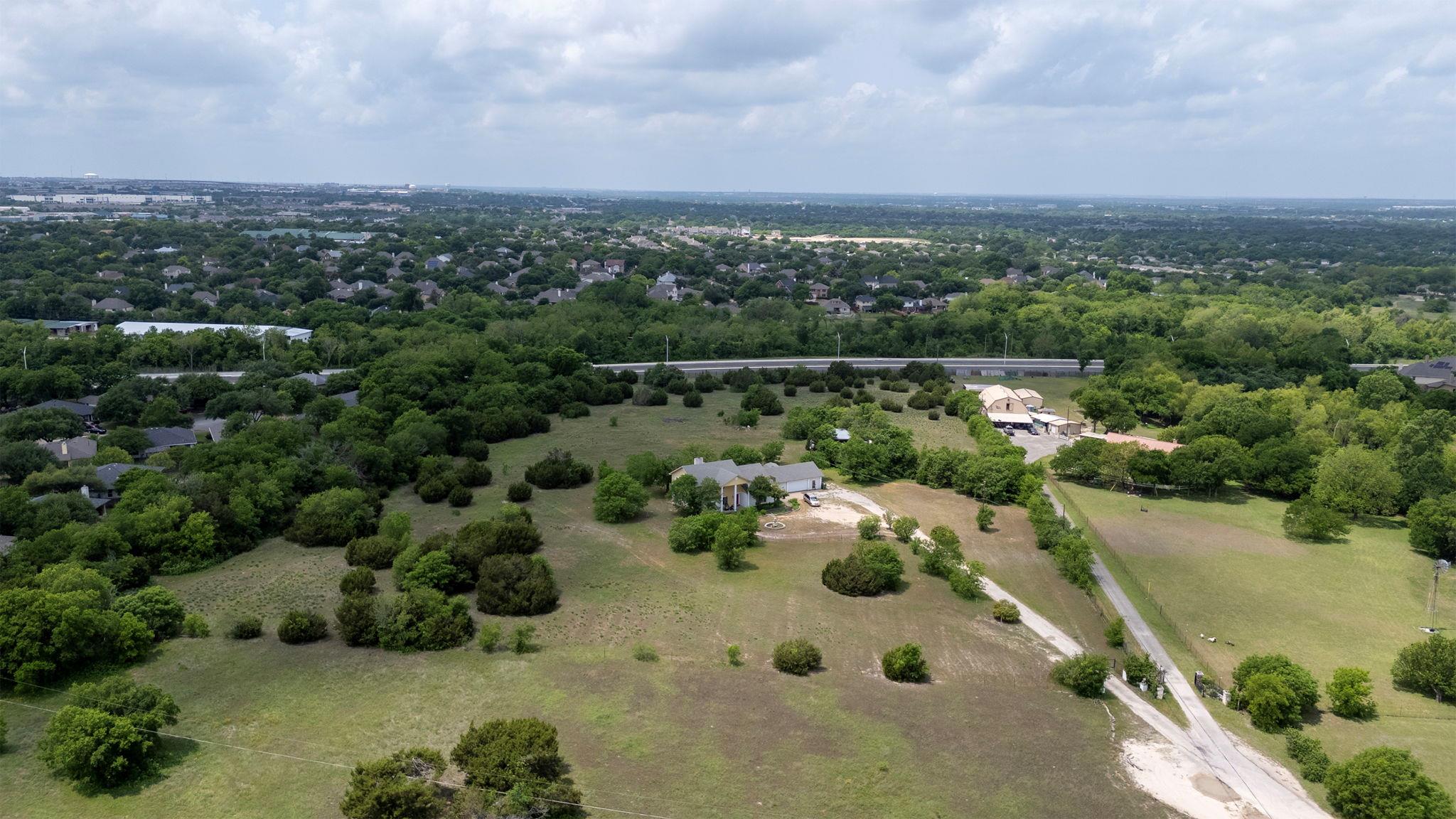 1294 Johnson Ln, Round Rock, TX 78665