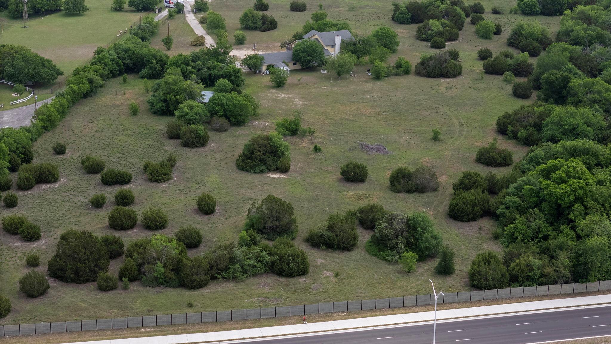 1294 Johnson Ln, Round Rock, TX 78665