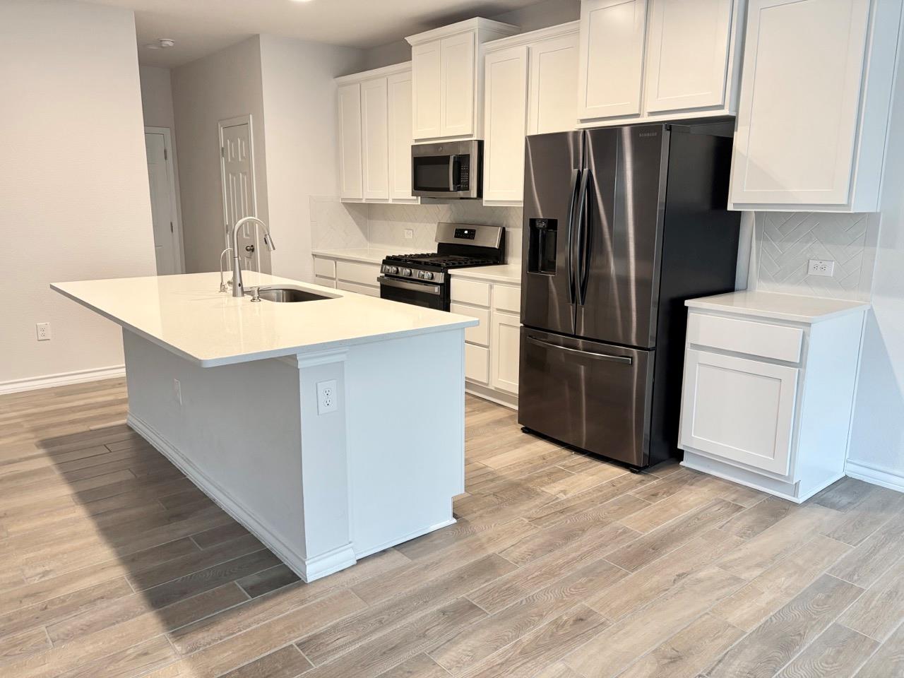 7606 Elk Grove Path, Austin, TX 78754