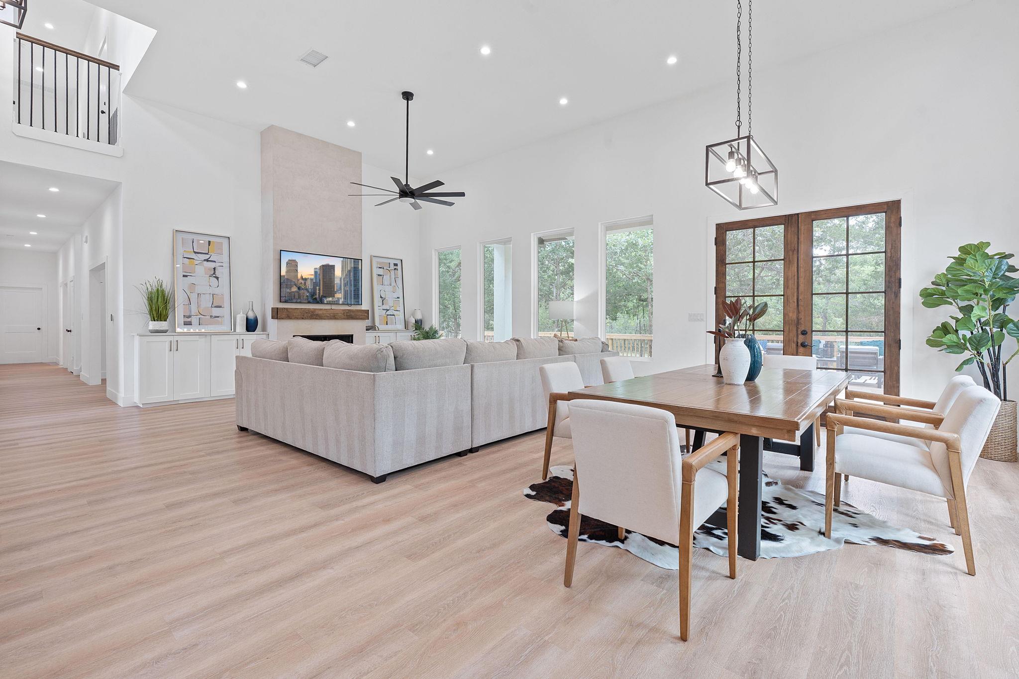 103 Mills Xing, Bastrop, TX 78602