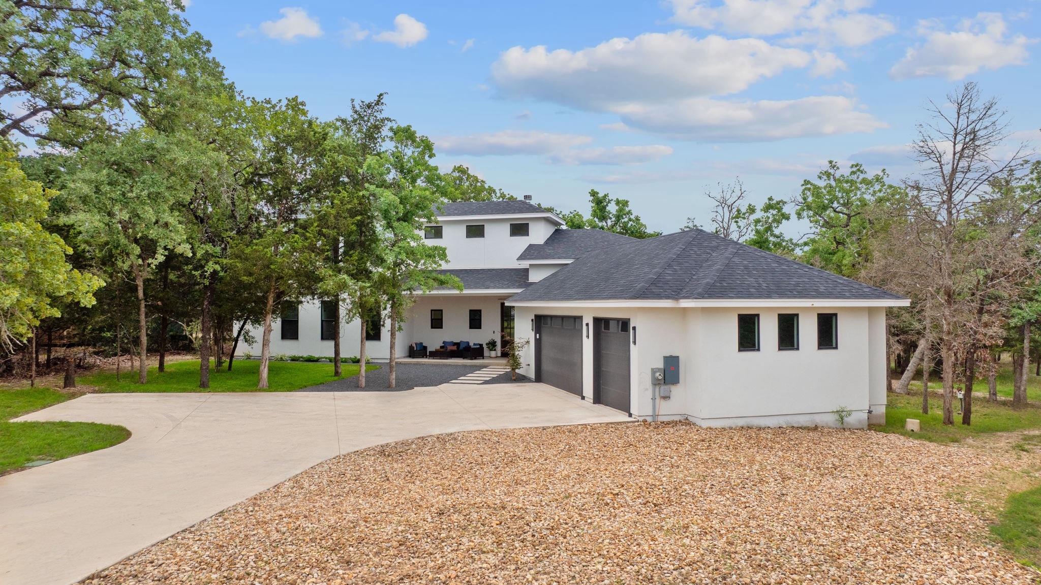 103 Mills Xing, Bastrop, TX 78602