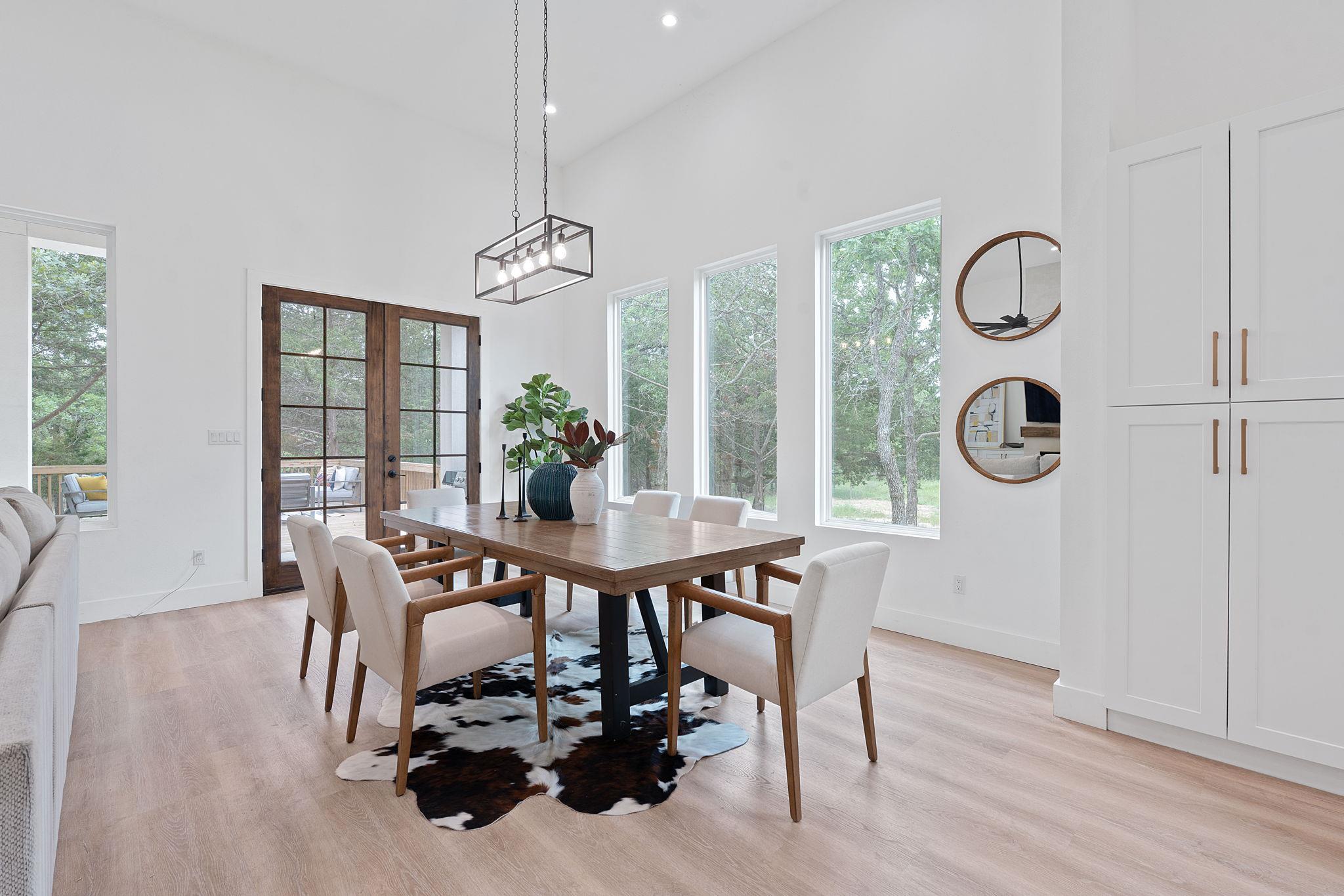 103 Mills Xing, Bastrop, TX 78602