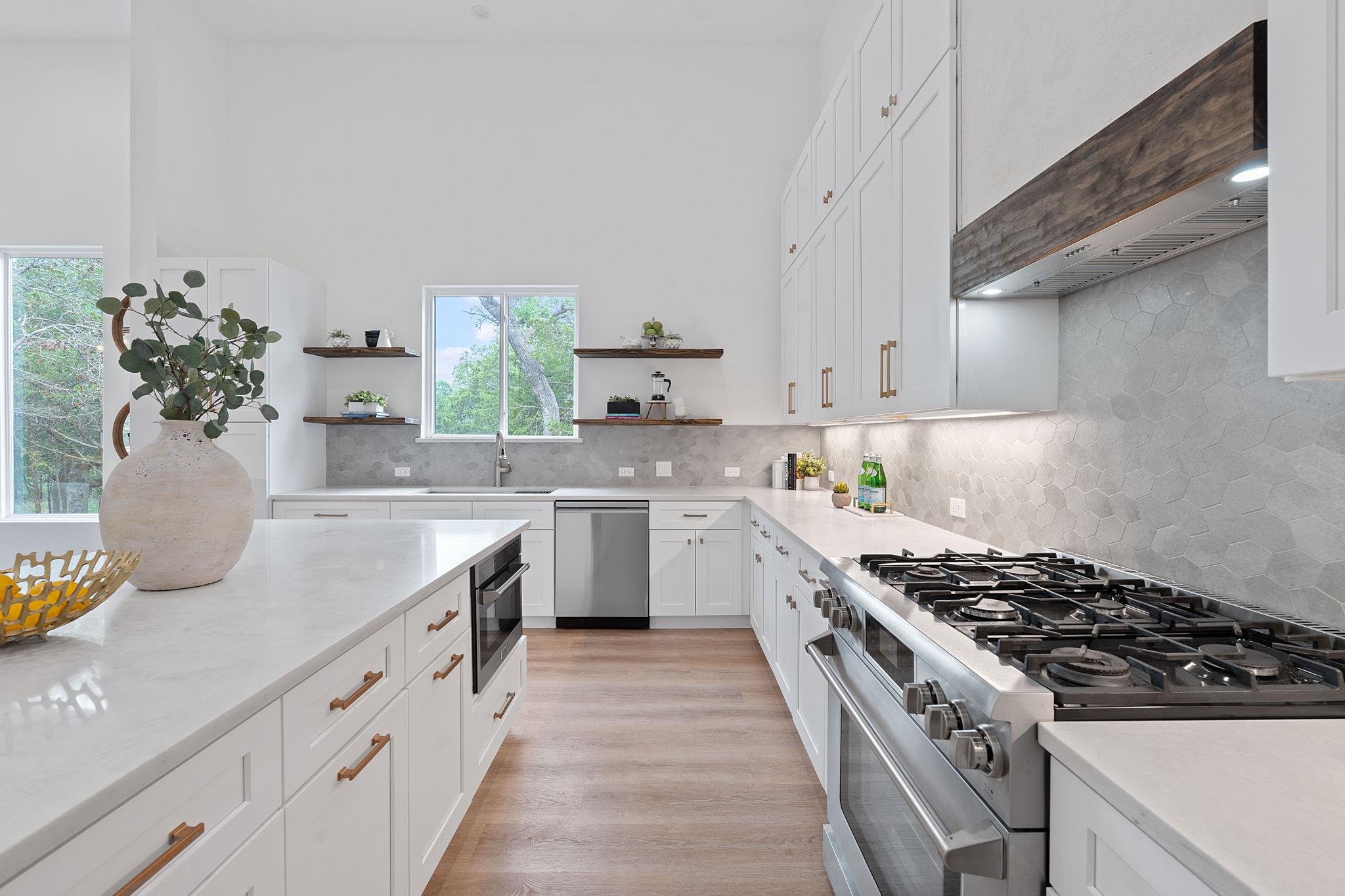 103 Mills Xing, Bastrop, TX 78602