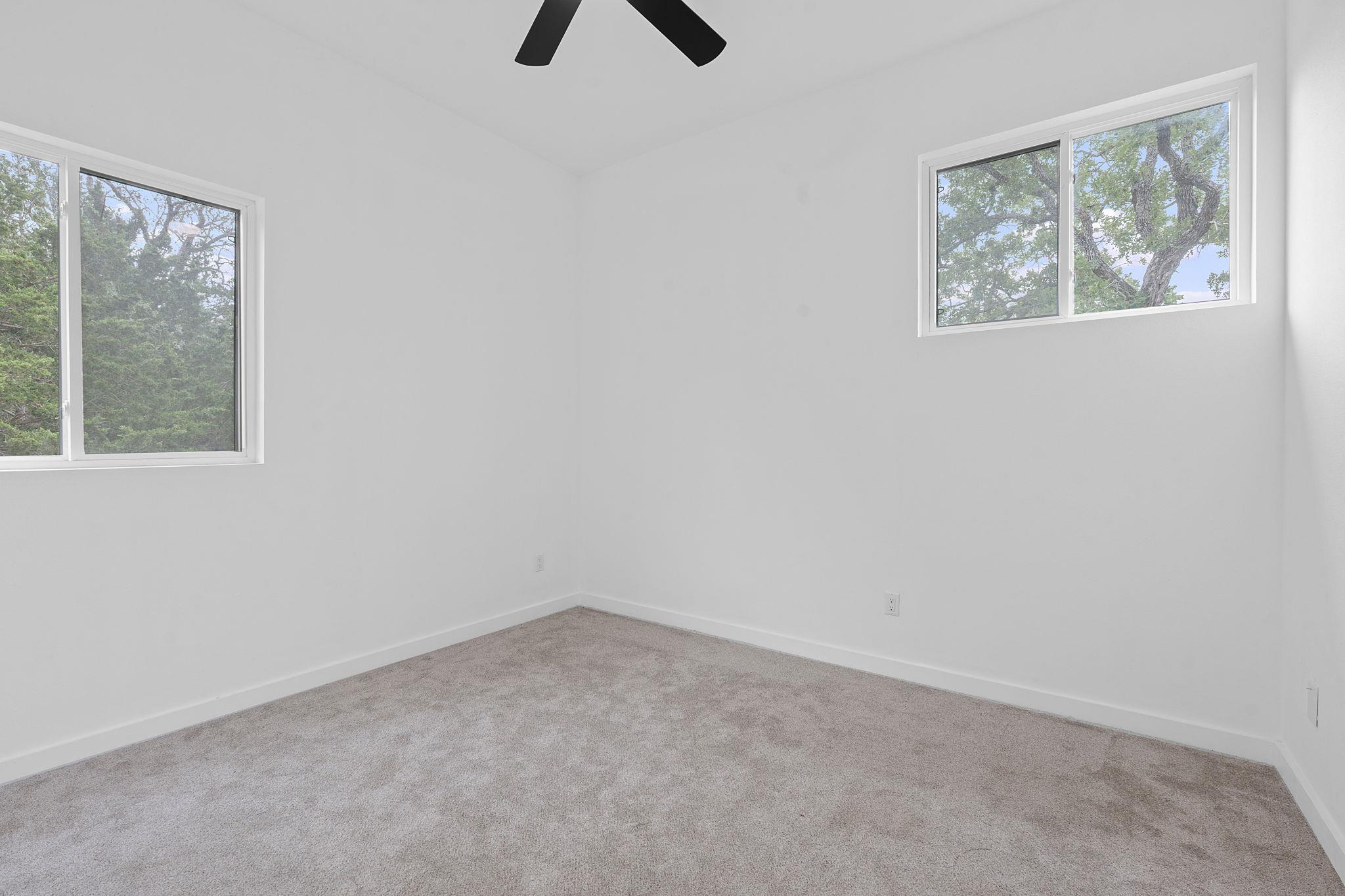 103 Mills Xing, Bastrop, TX 78602