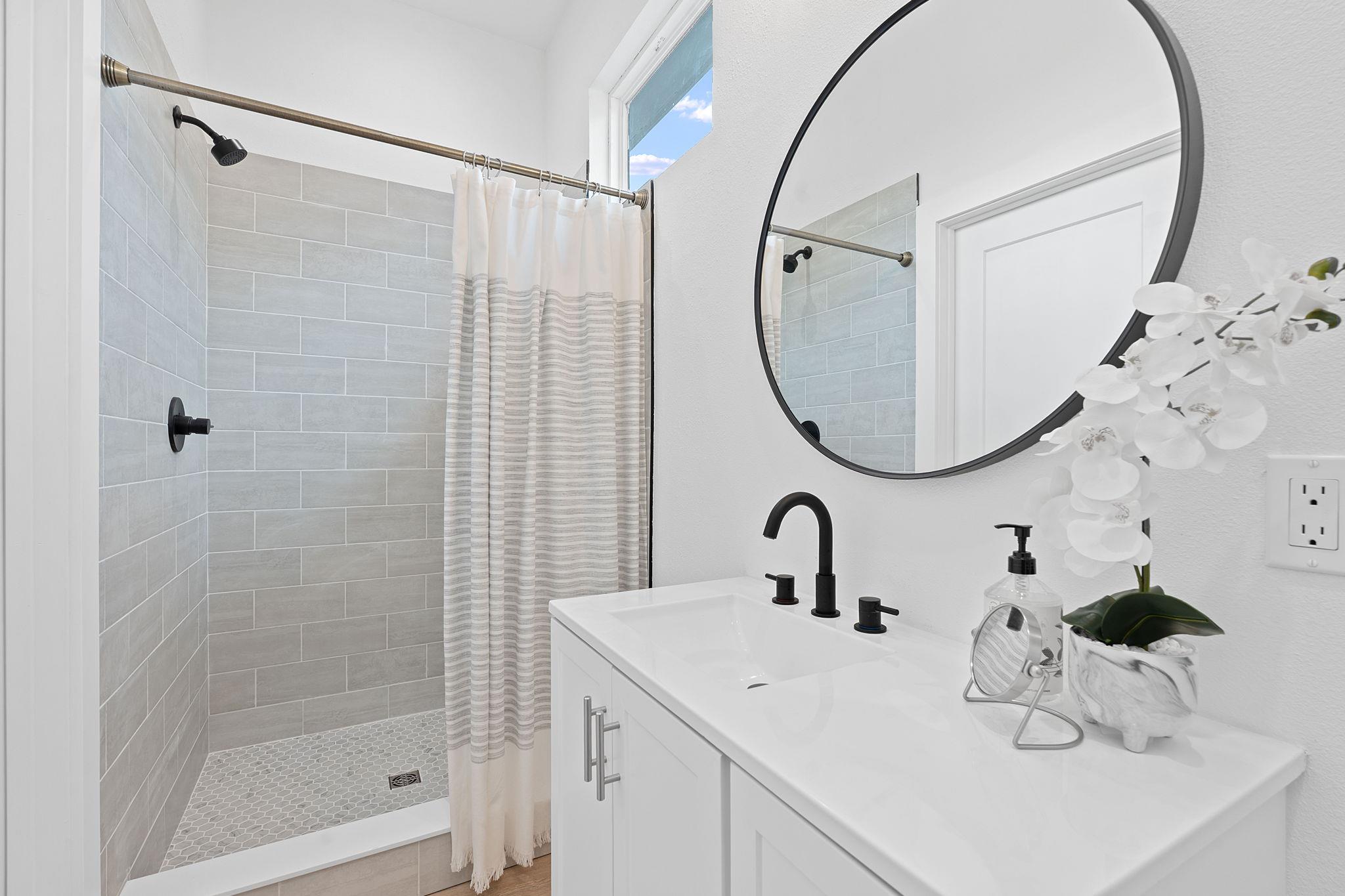 103 Mills Xing, Bastrop, TX 78602