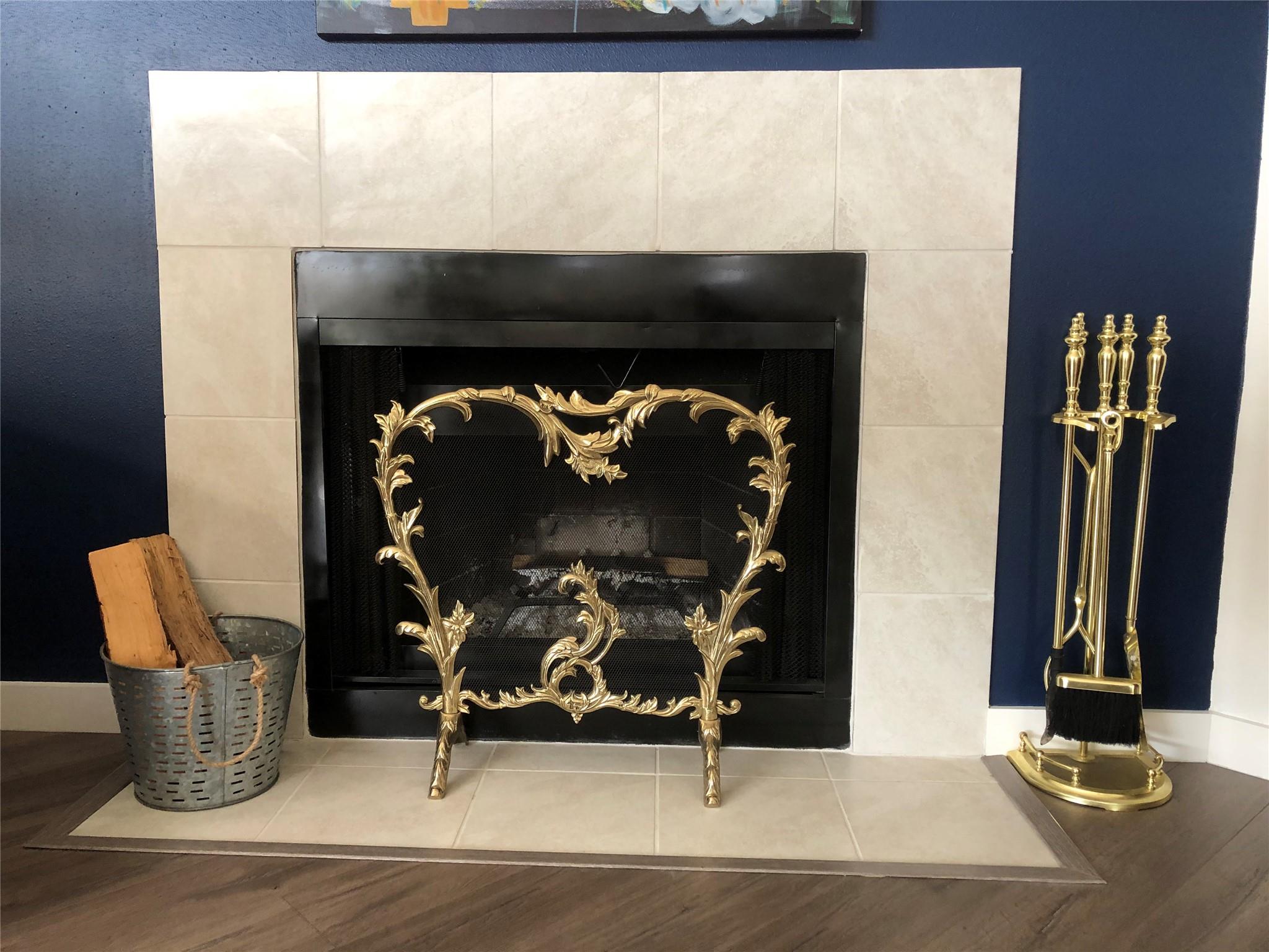 6409 Burns St # 306, Austin, TX 78752