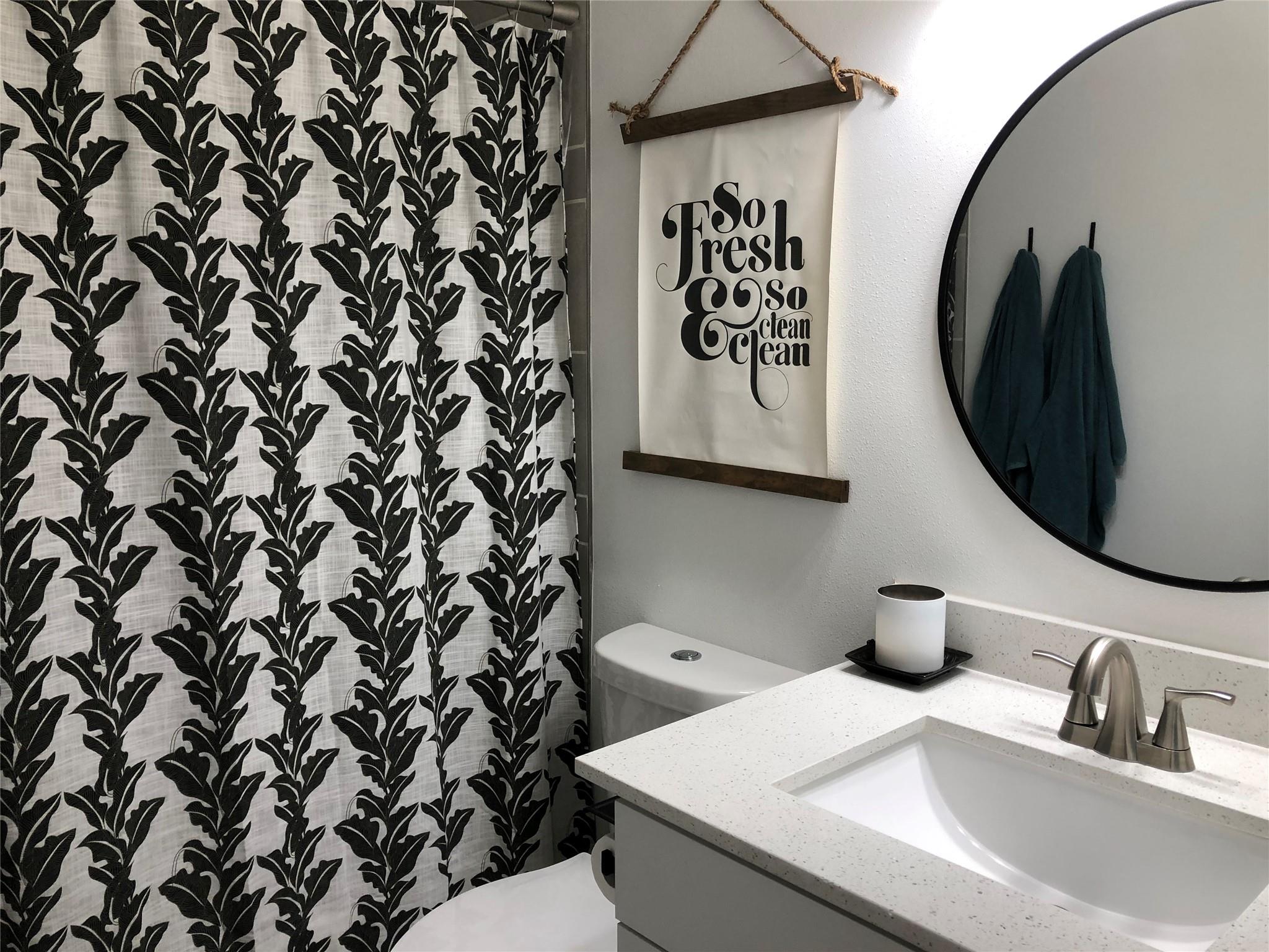 6409 Burns St # 306, Austin, TX 78752