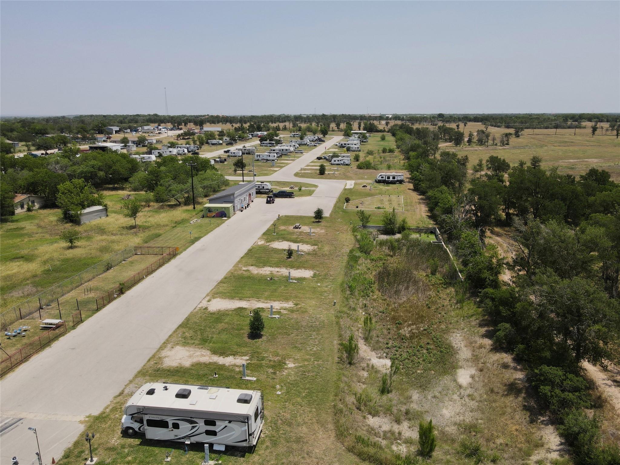 2750 Fm-812, Del Valle, TX 78617