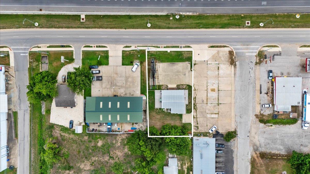 1002 College St, Bastrop, TX 78602