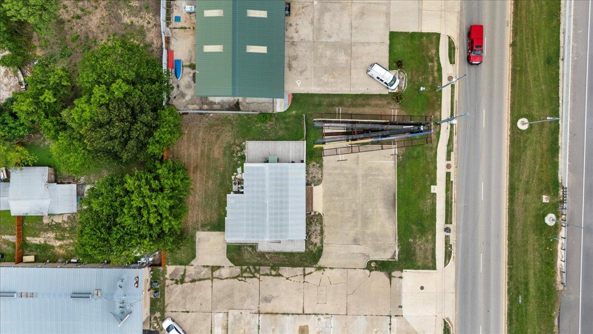 1002 College St, Bastrop, TX 78602