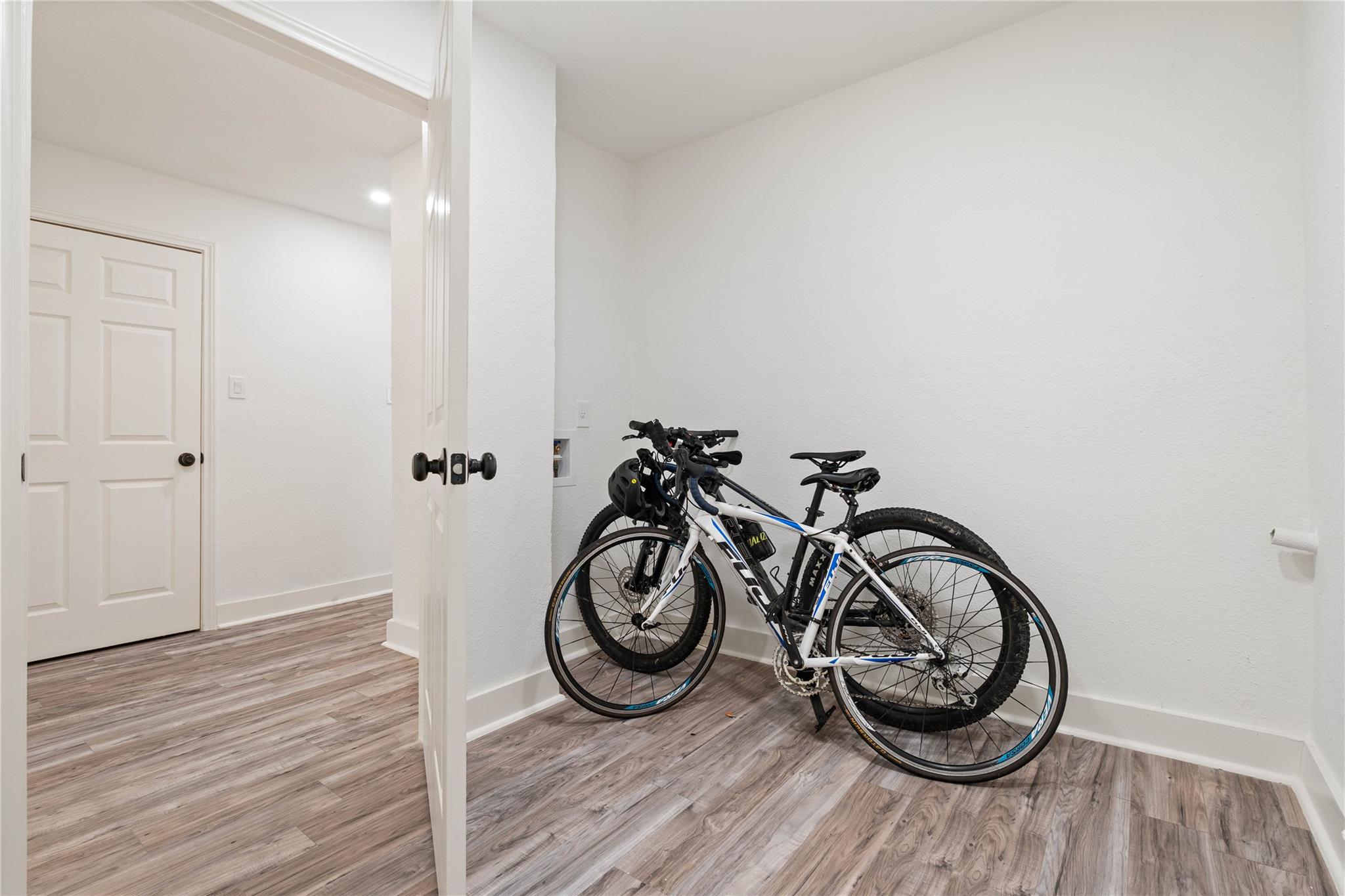 6807 Trendal Ln, Austin, TX 78744