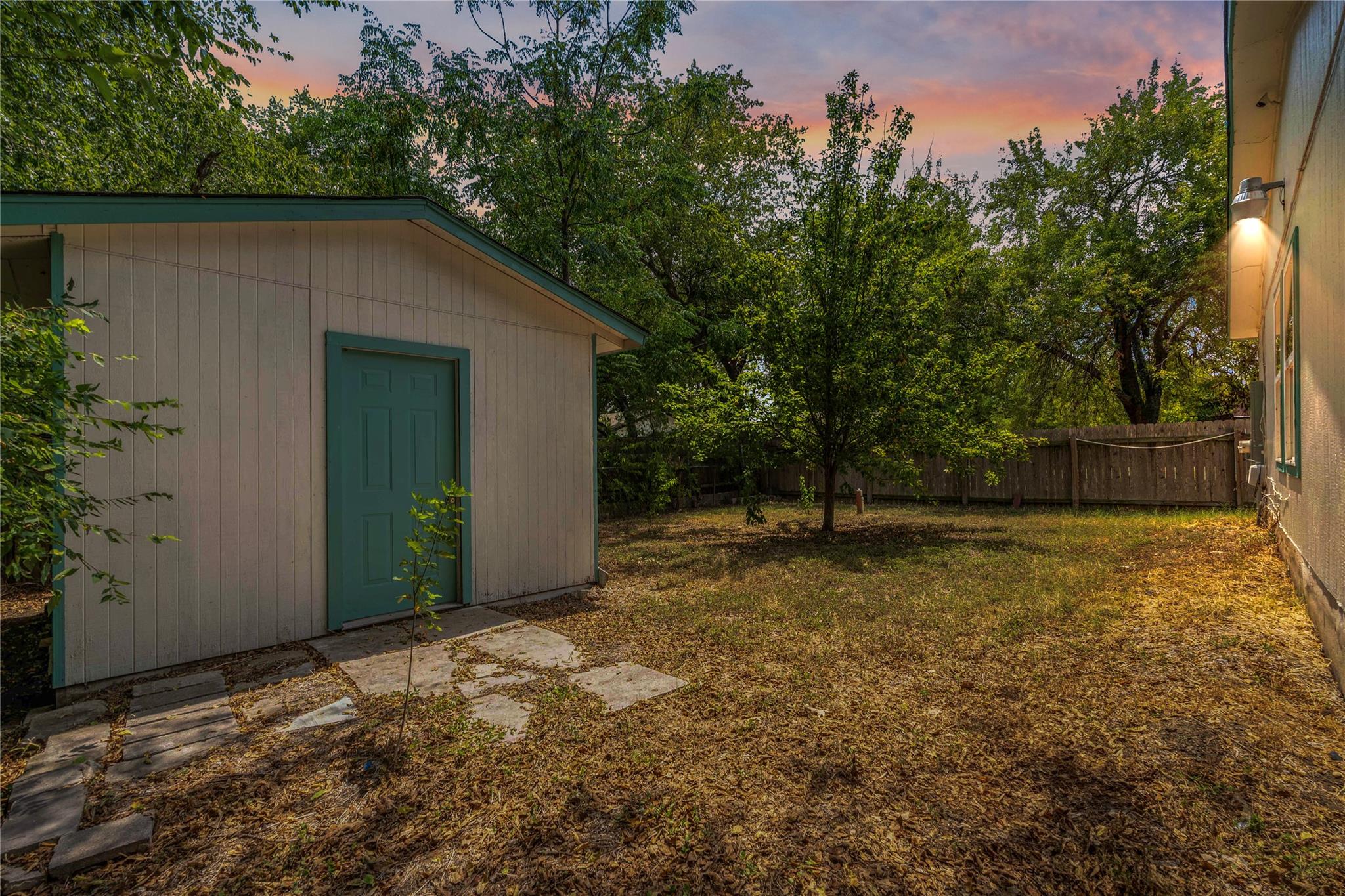 6807 Trendal Ln, Austin, TX 78744
