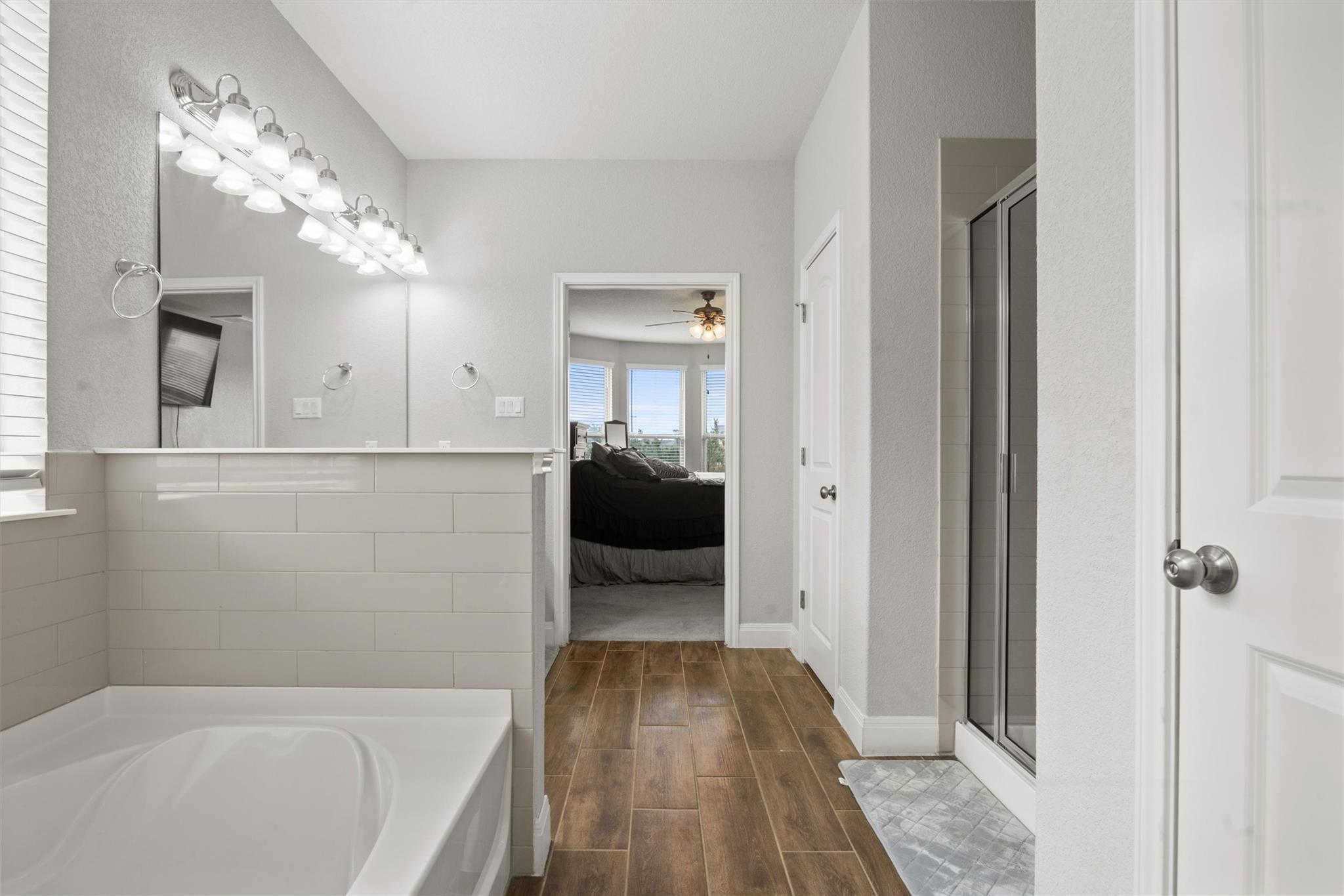 7404 Leonardo Dr, Round Rock, TX 78665