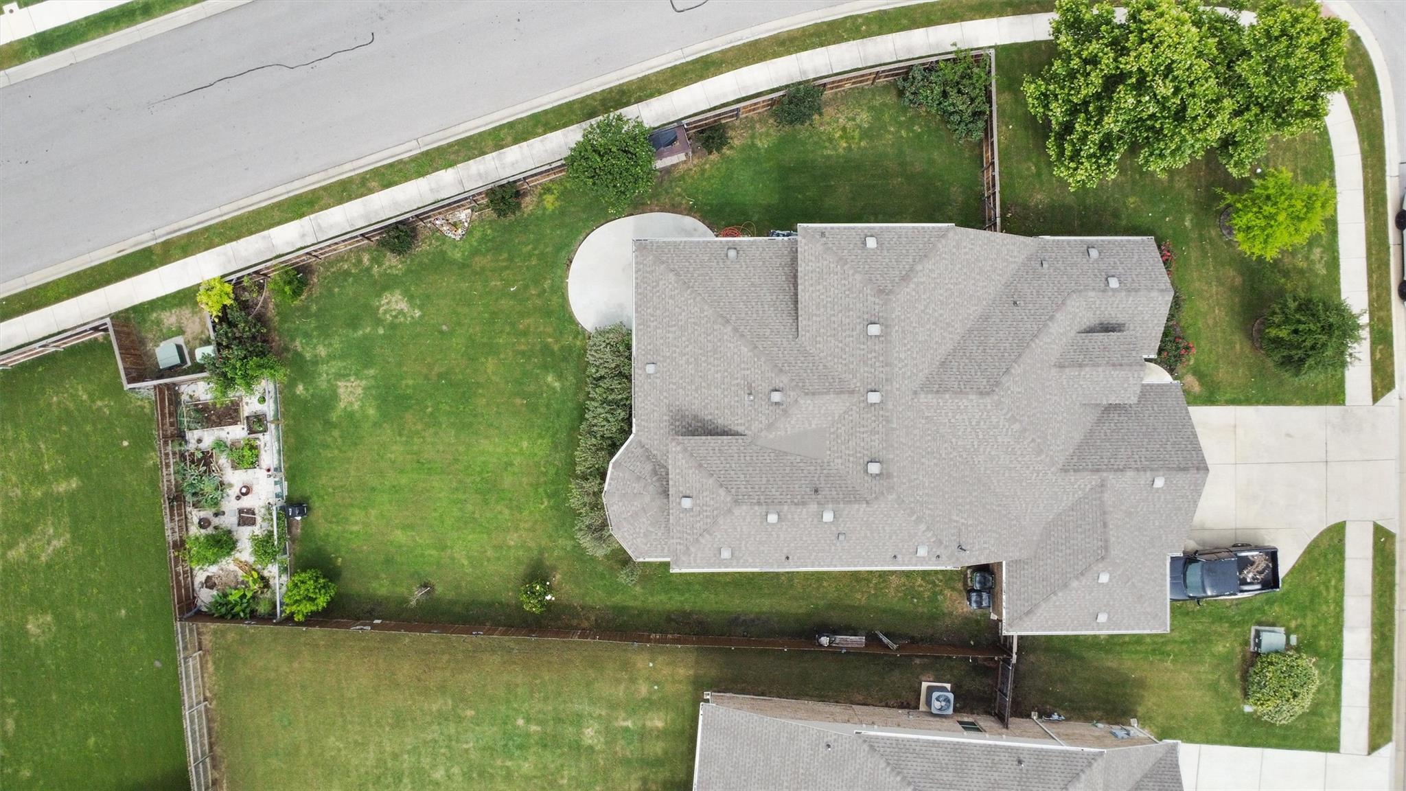 7404 Leonardo Dr, Round Rock, TX 78665