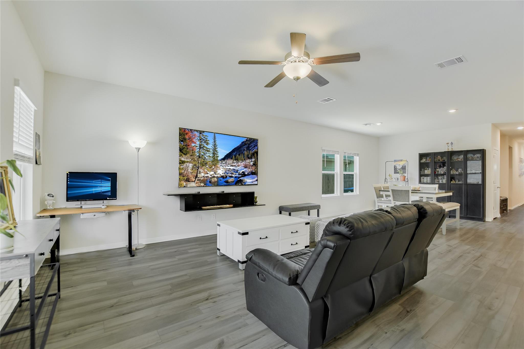 104 Hannah Trl, Georgetown, TX 78628