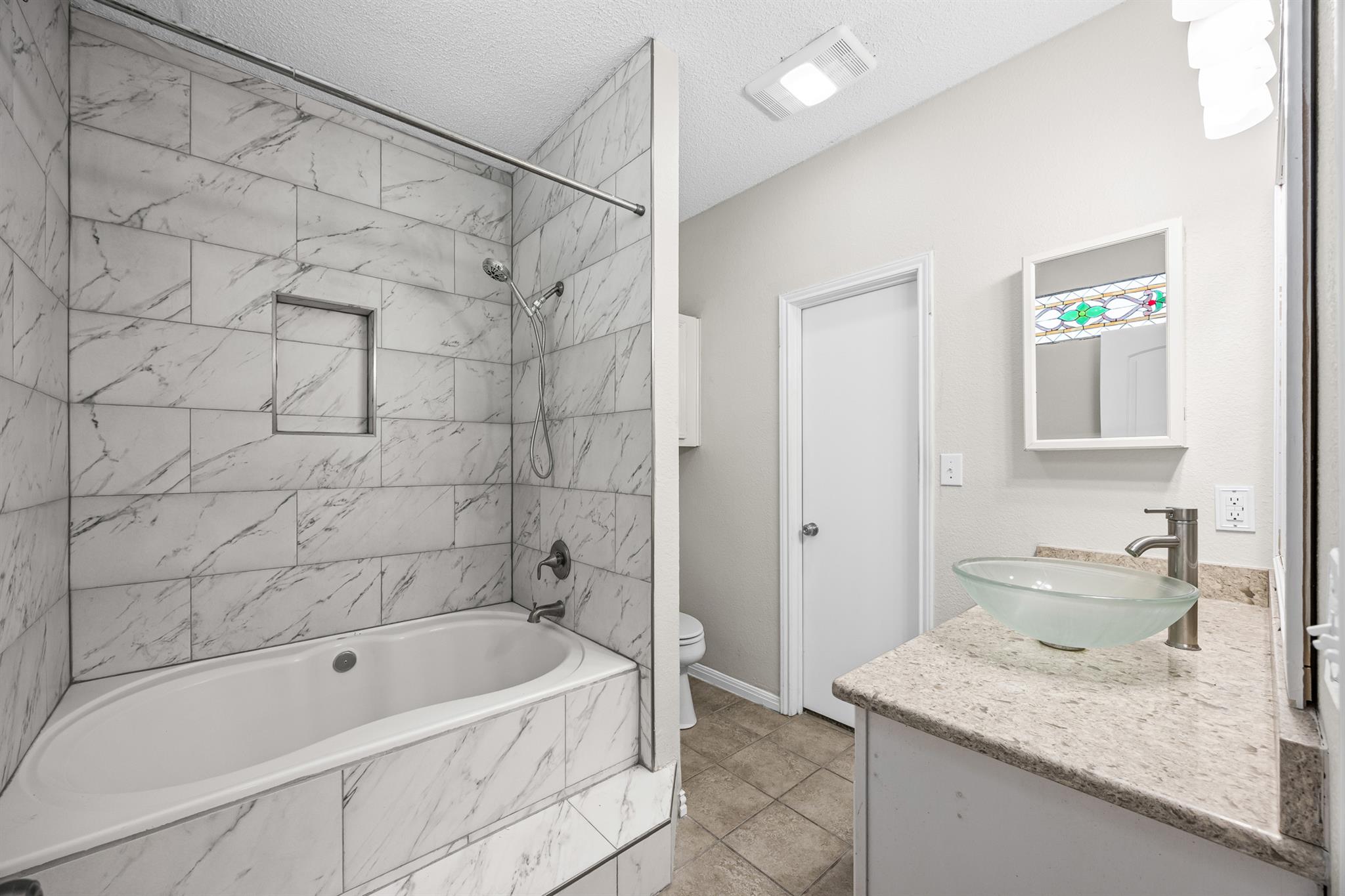 1007 N Bishop St, San Marcos, TX 78666