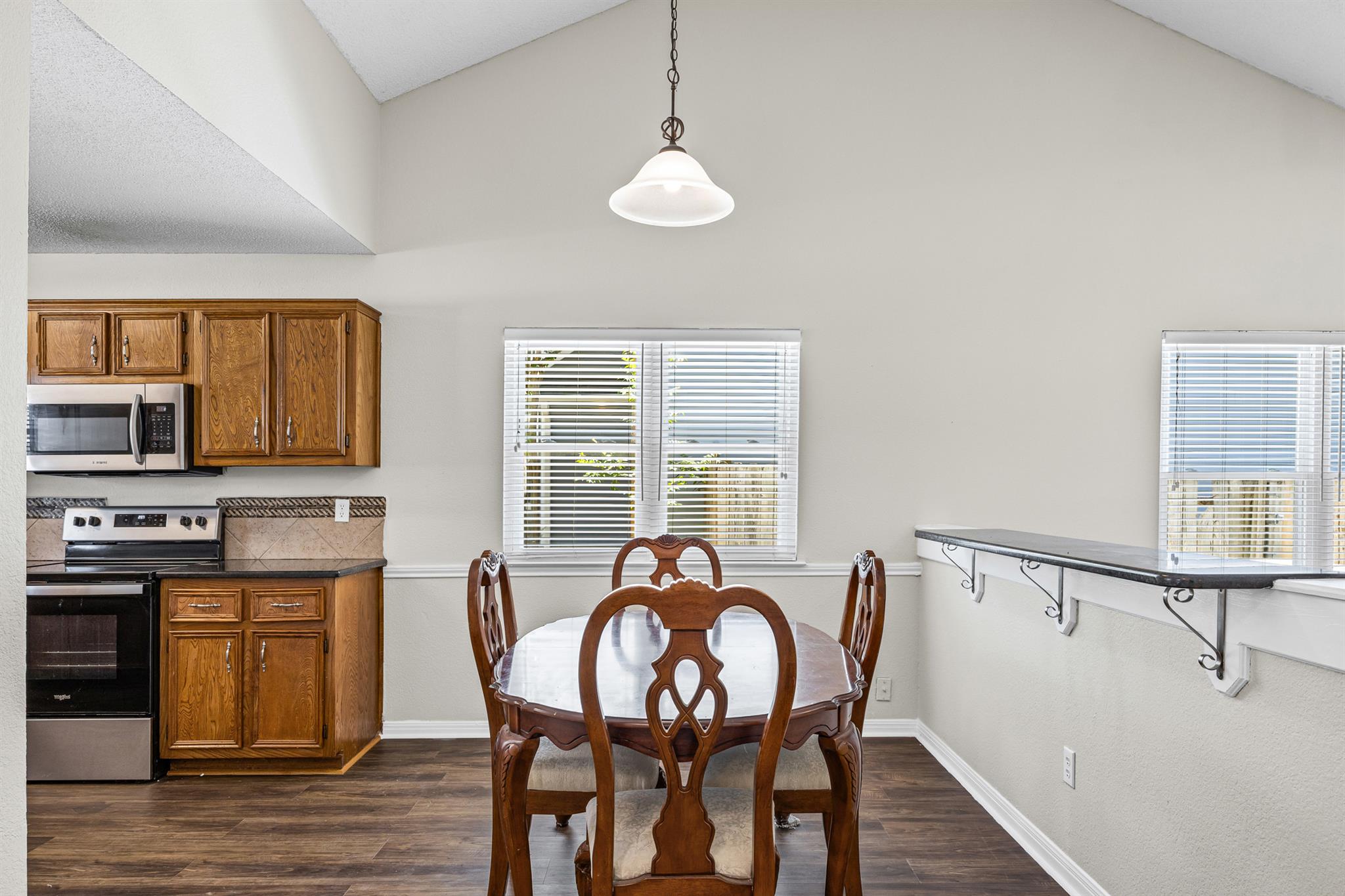 1007 N Bishop St, San Marcos, TX 78666